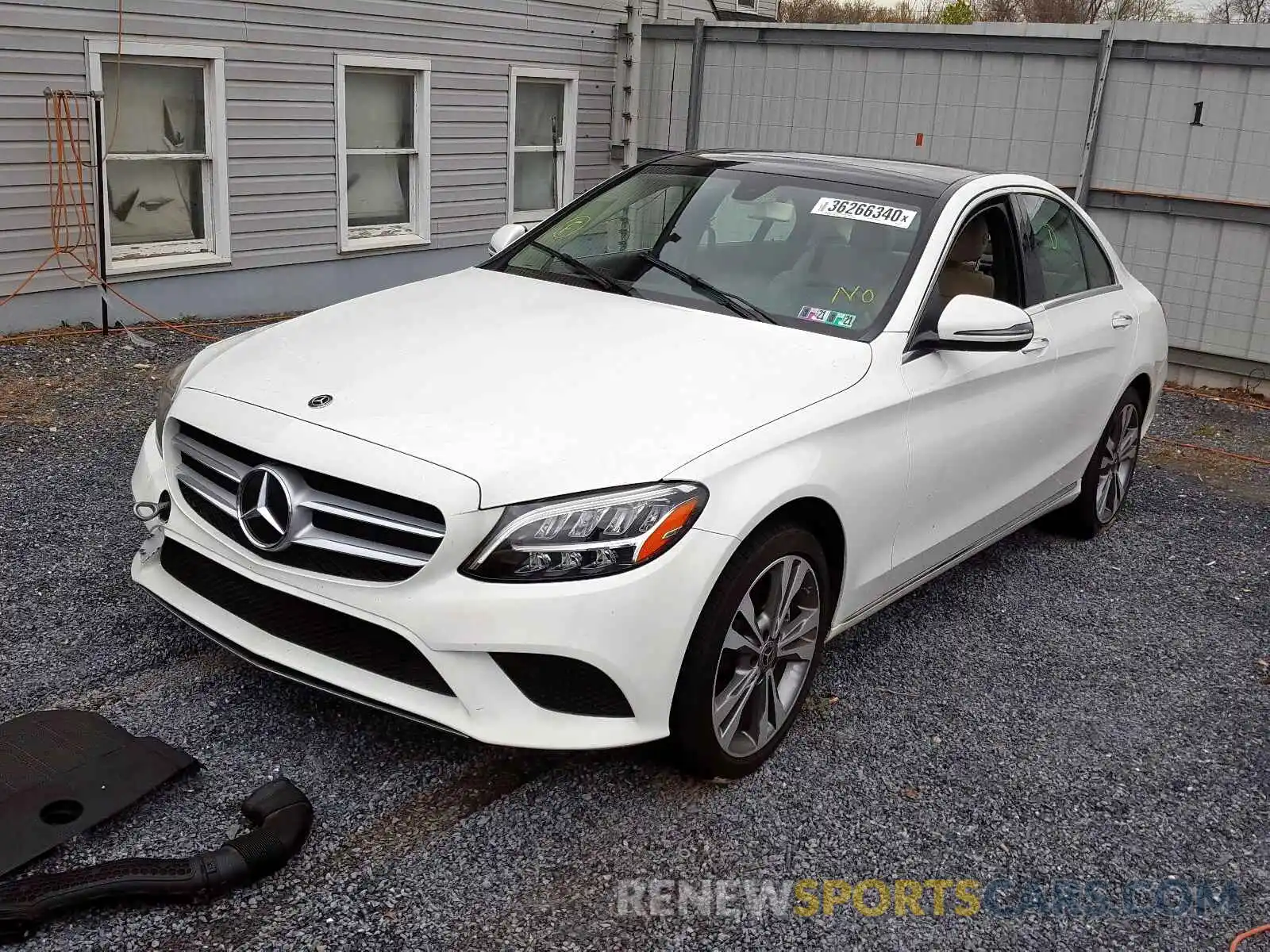 2 Photograph of a damaged car 55SWF8EB4KU285225 MERCEDES-BENZ C CLASS 2019