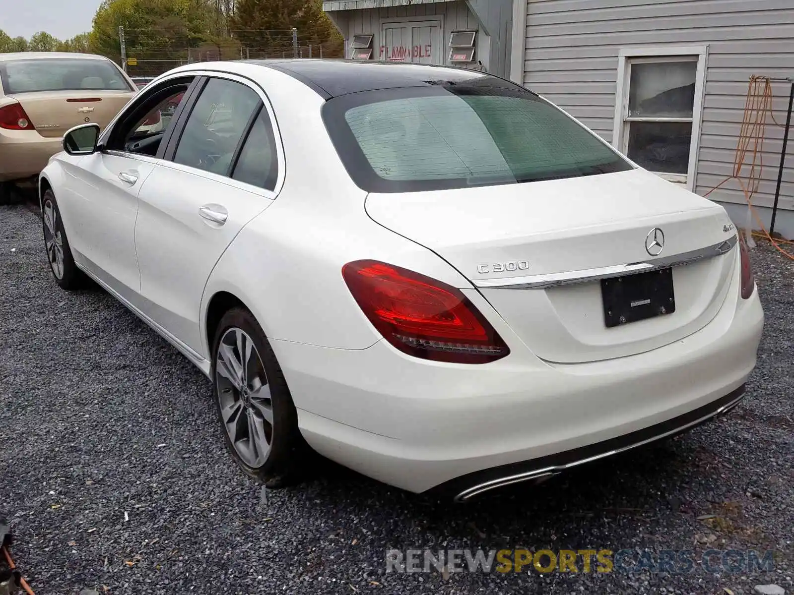 3 Photograph of a damaged car 55SWF8EB4KU285225 MERCEDES-BENZ C CLASS 2019