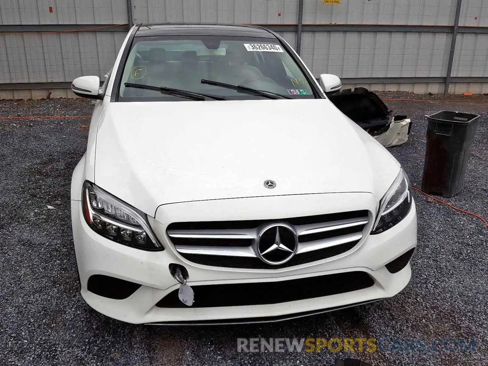 9 Photograph of a damaged car 55SWF8EB4KU285225 MERCEDES-BENZ C CLASS 2019