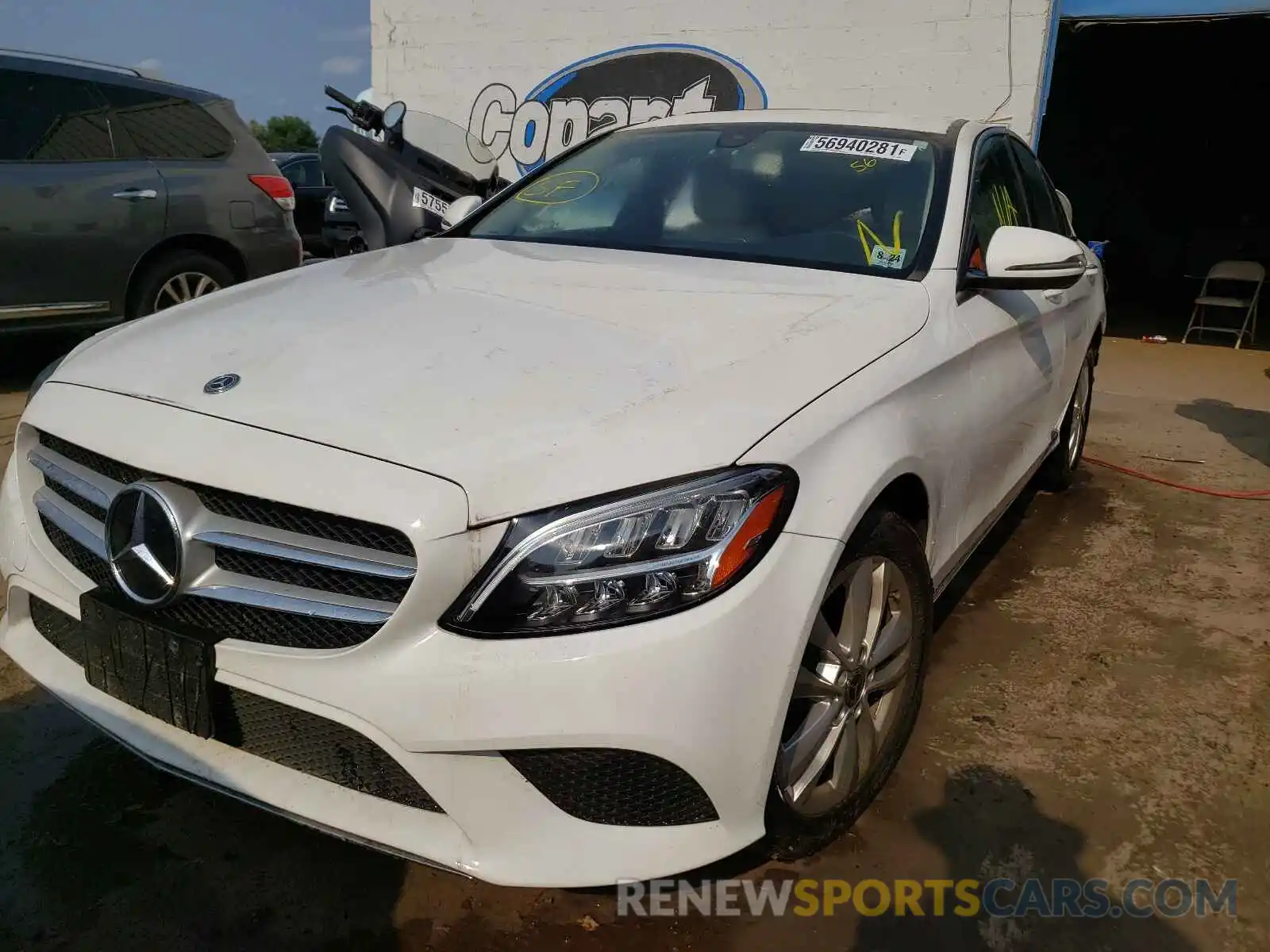 2 Photograph of a damaged car 55SWF8EB4KU300208 MERCEDES-BENZ C-CLASS 2019