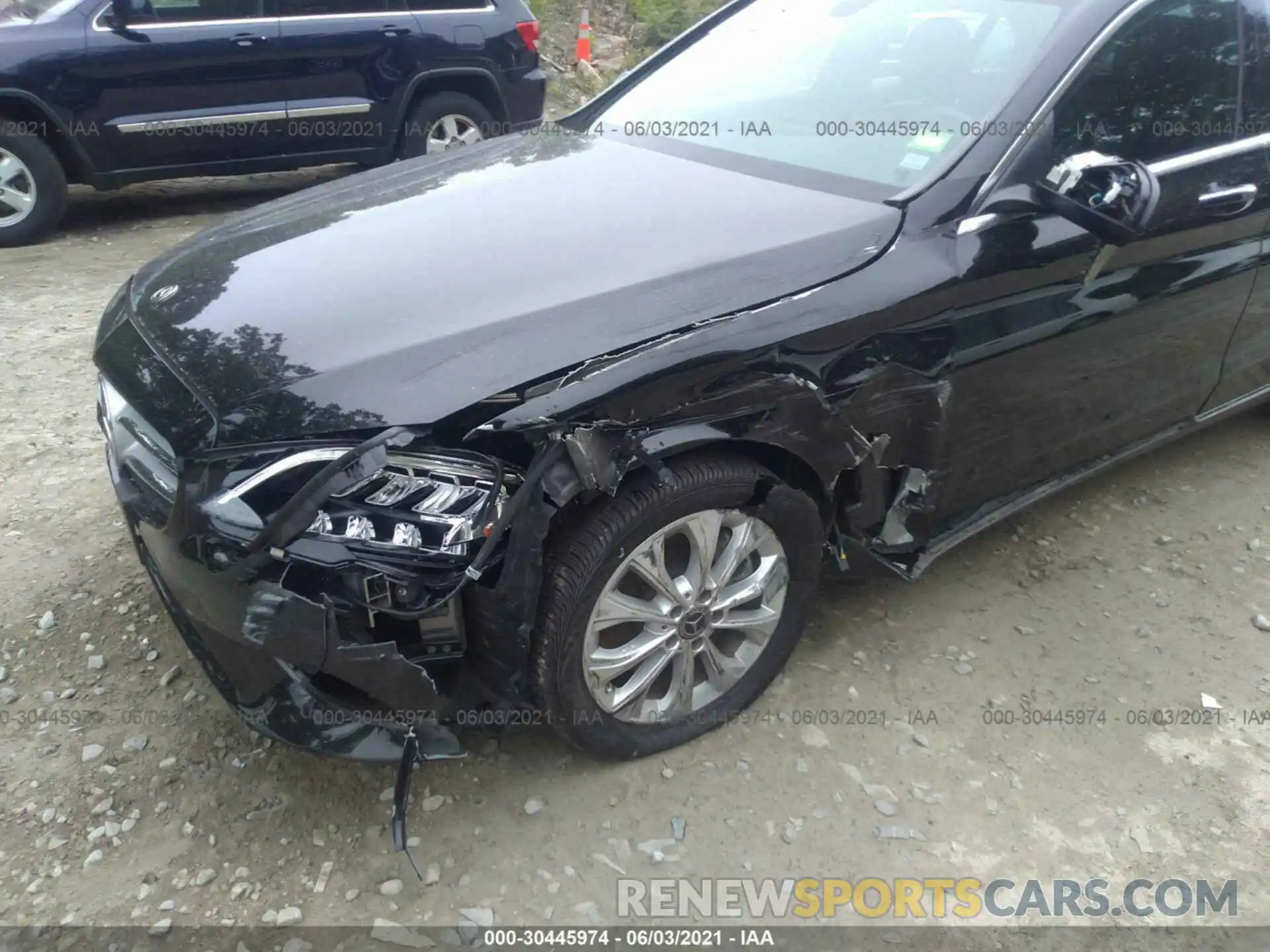 6 Photograph of a damaged car 55SWF8EB4KU300984 MERCEDES-BENZ C-CLASS 2019