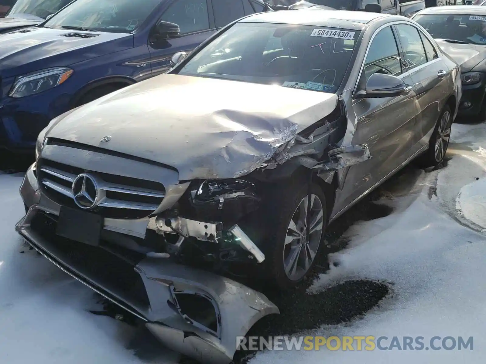 2 Photograph of a damaged car 55SWF8EB4KU302864 MERCEDES-BENZ C CLASS 2019