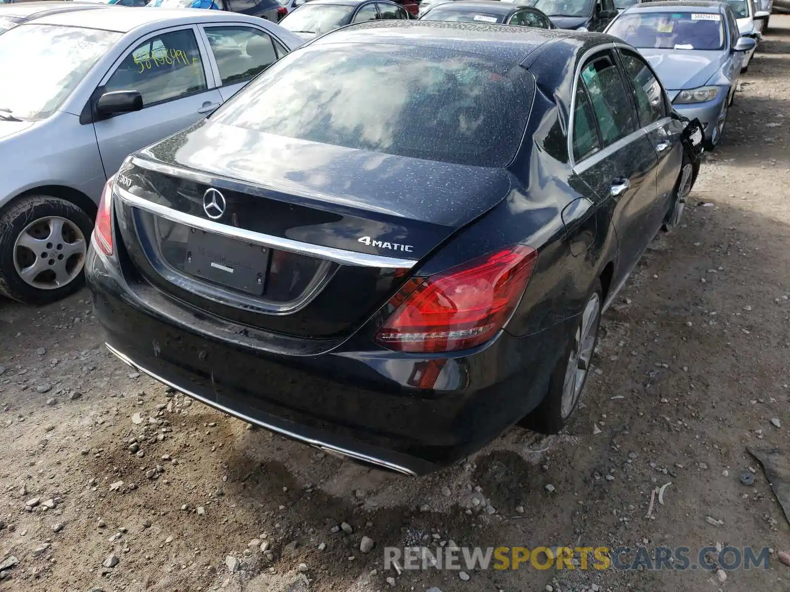 4 Photograph of a damaged car 55SWF8EB4KU305652 MERCEDES-BENZ C-CLASS 2019