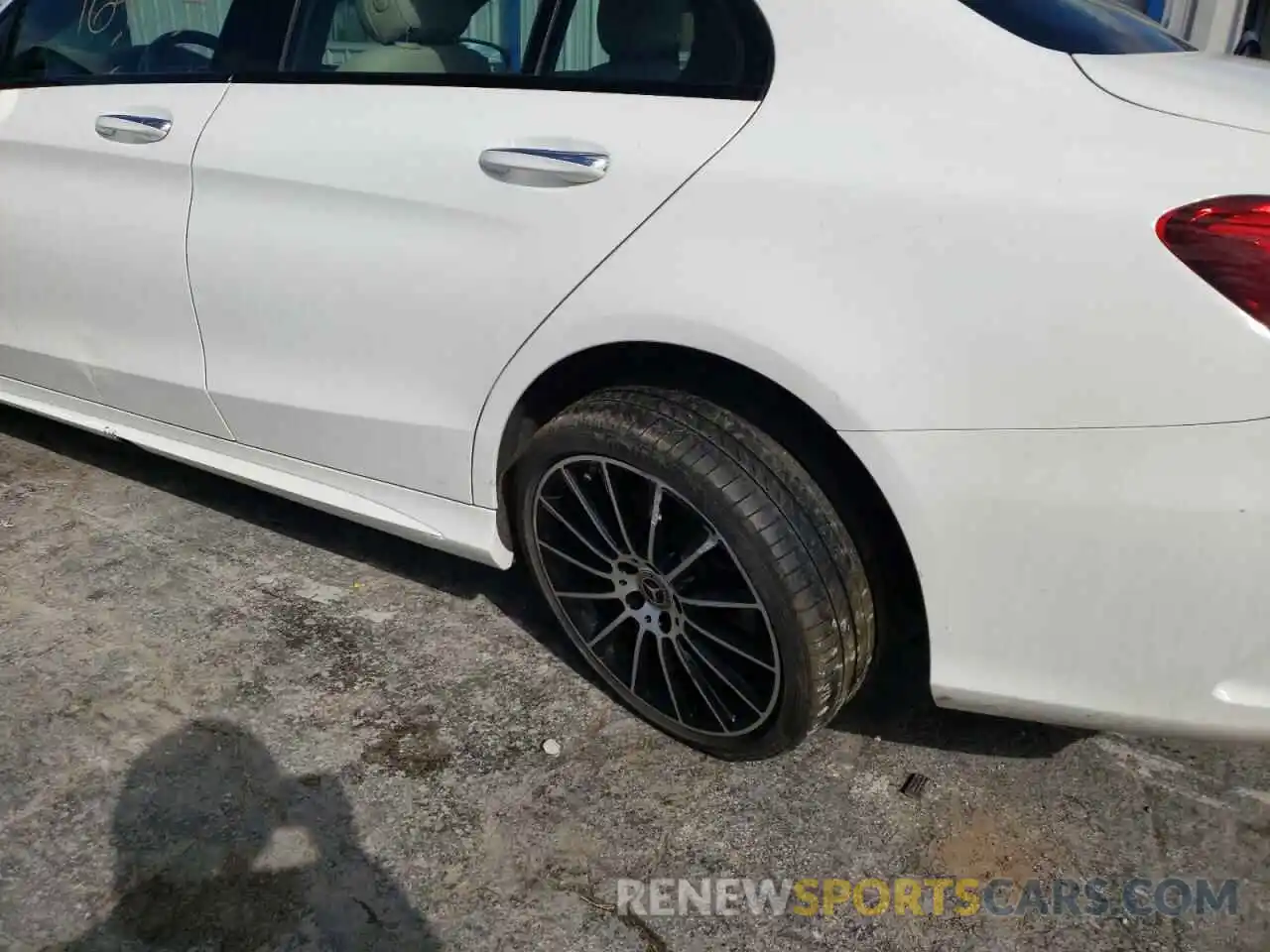 9 Photograph of a damaged car 55SWF8EB4KU310916 MERCEDES-BENZ C-CLASS 2019