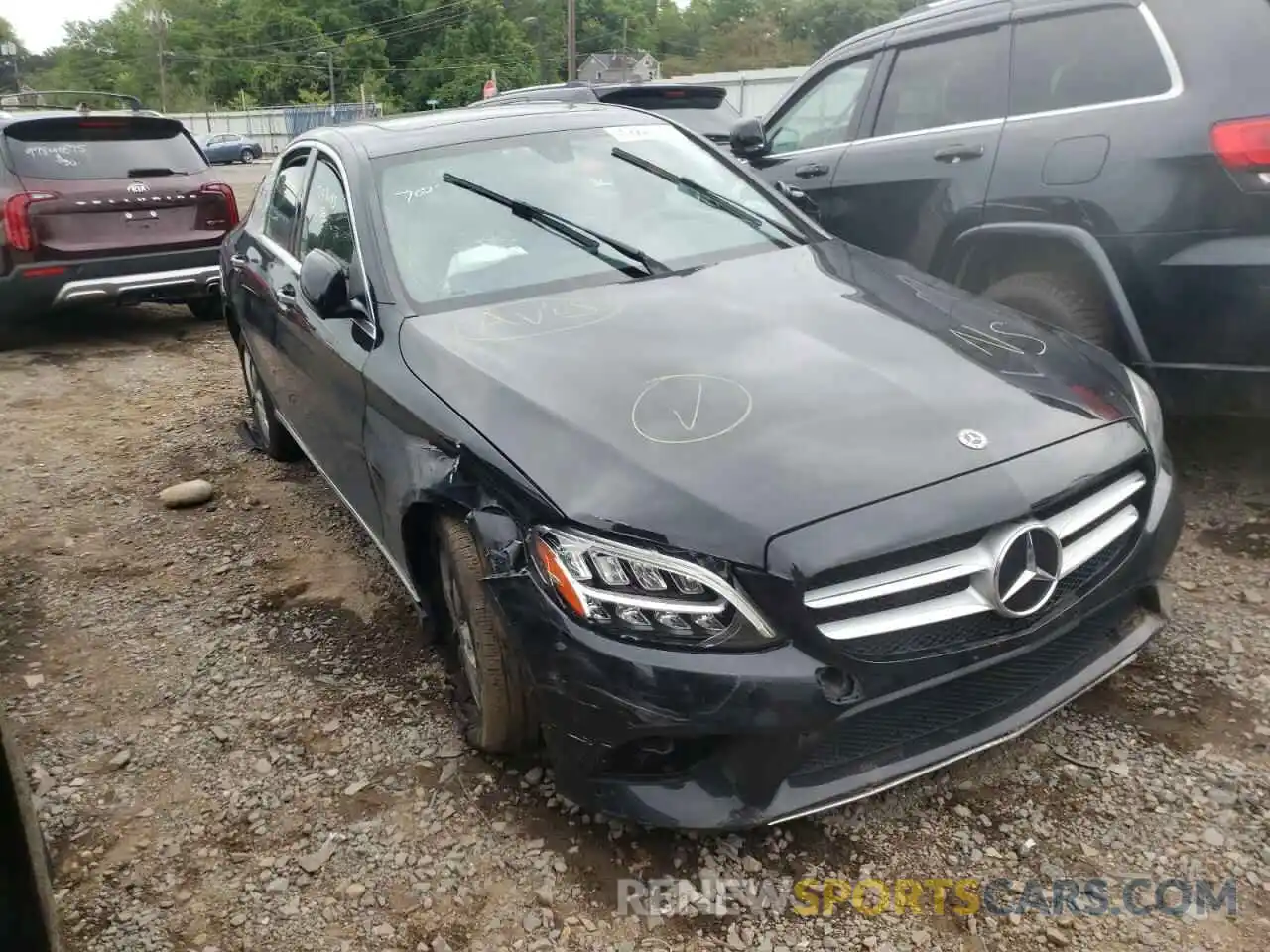 9 Photograph of a damaged car 55SWF8EB4KU312455 MERCEDES-BENZ C-CLASS 2019