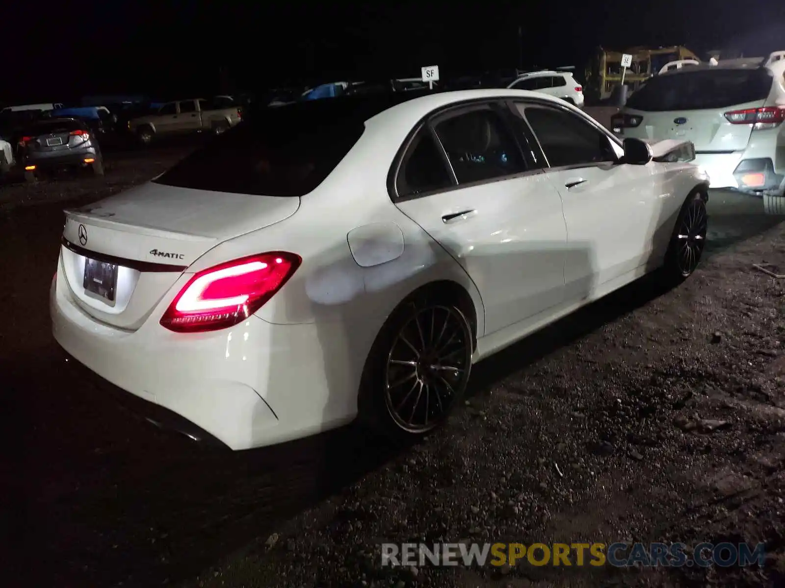 4 Photograph of a damaged car 55SWF8EB4KU315291 MERCEDES-BENZ C-CLASS 2019