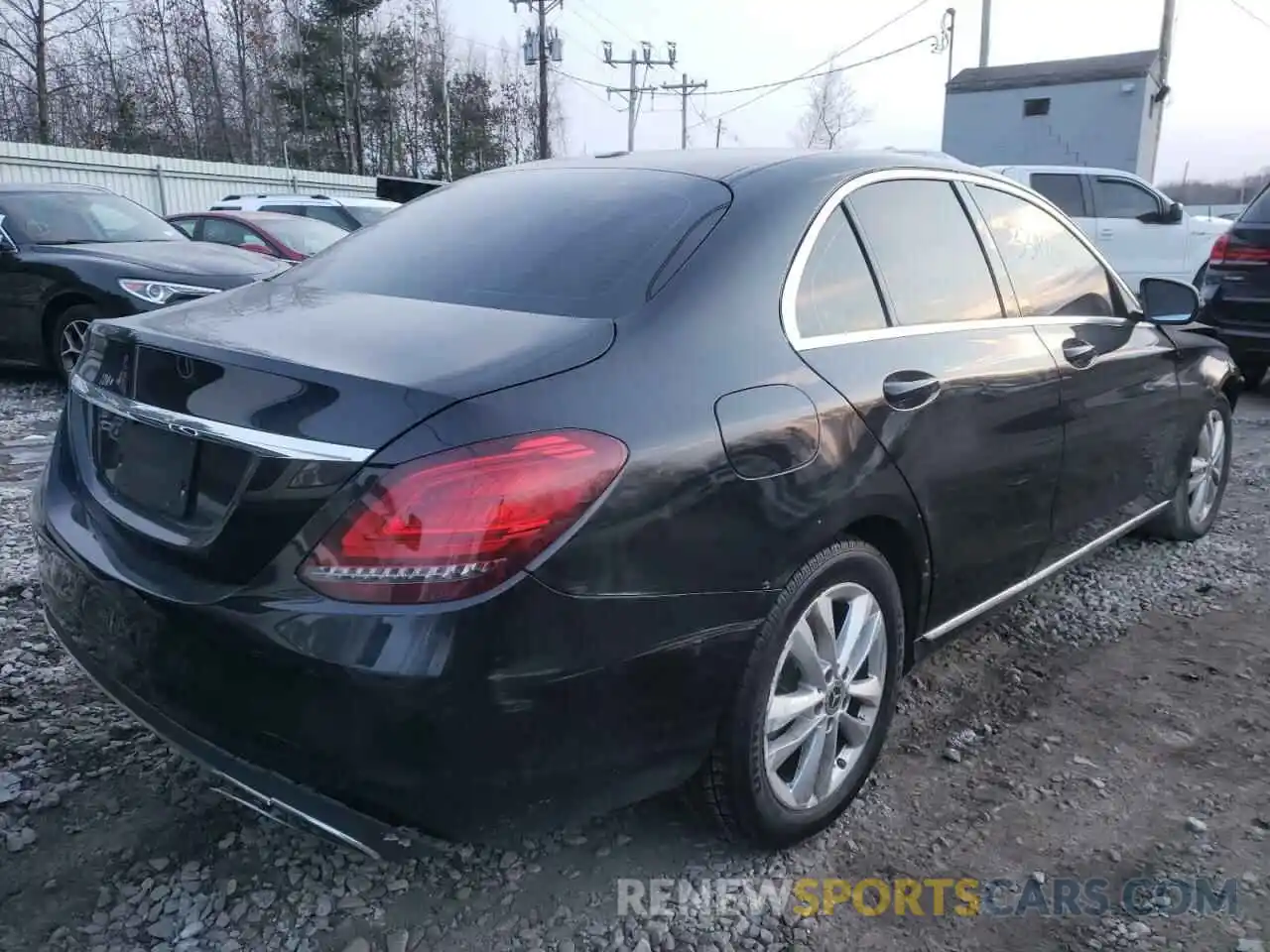 4 Photograph of a damaged car 55SWF8EB4KU315971 MERCEDES-BENZ C-CLASS 2019