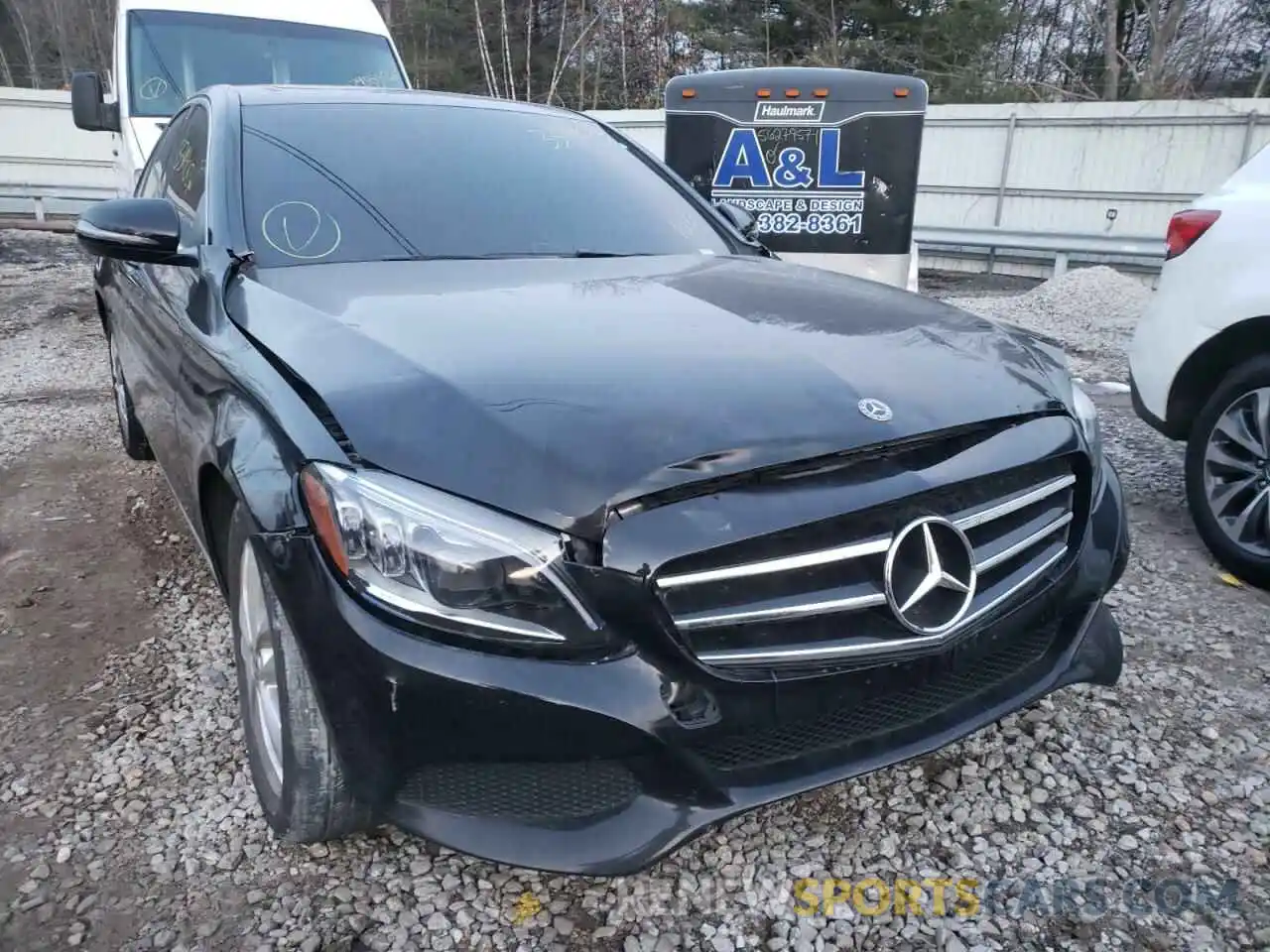 9 Photograph of a damaged car 55SWF8EB4KU315971 MERCEDES-BENZ C-CLASS 2019