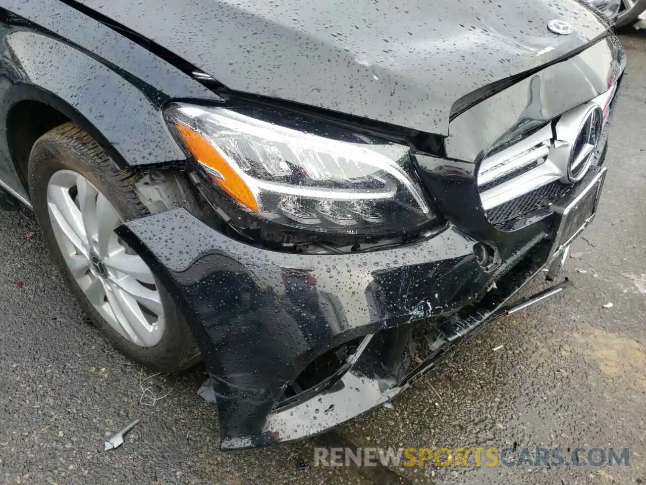 9 Photograph of a damaged car 55SWF8EB5KU282883 MERCEDES-BENZ C-CLASS 2019