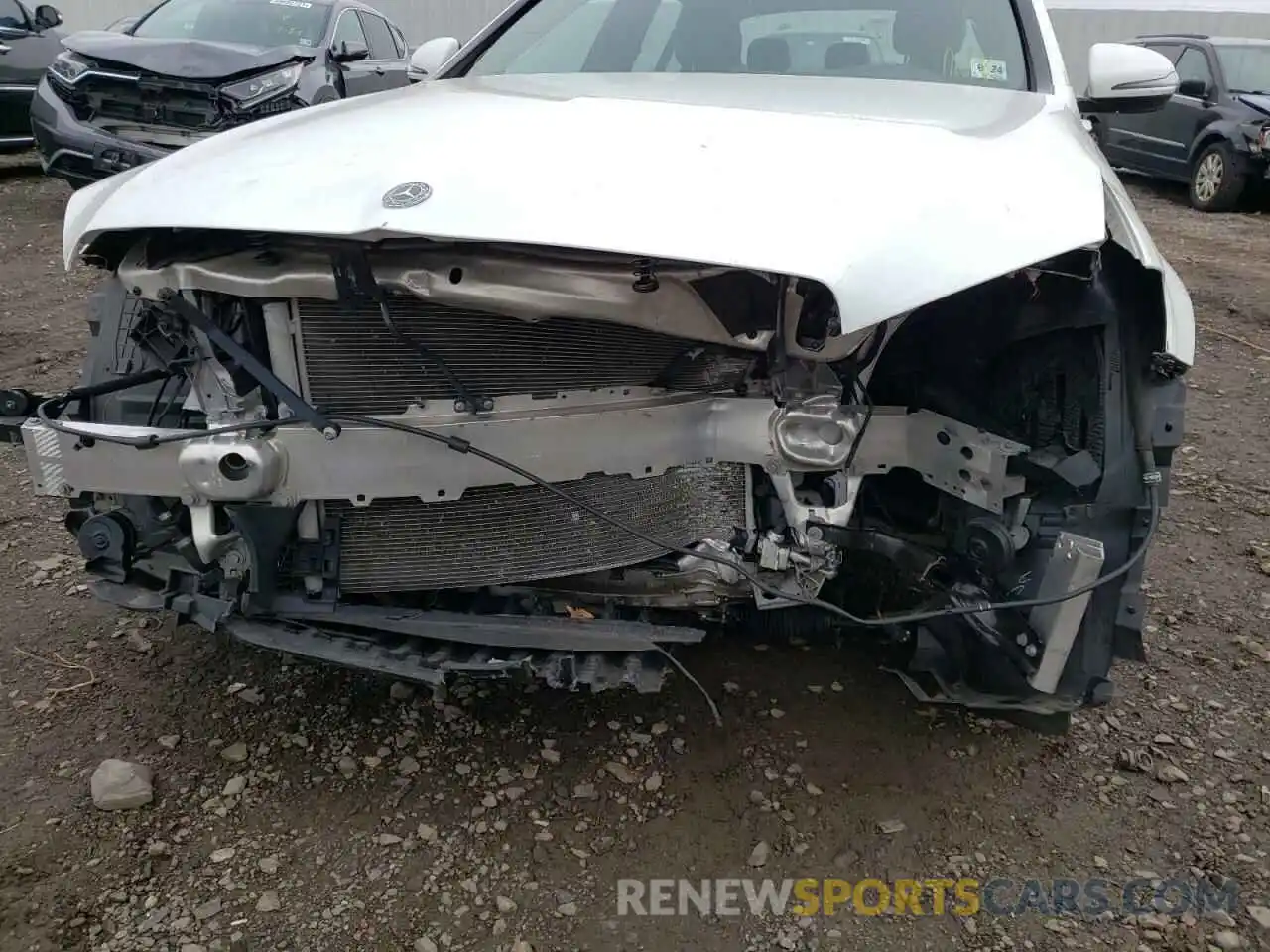 9 Photograph of a damaged car 55SWF8EB5KU284830 MERCEDES-BENZ C-CLASS 2019