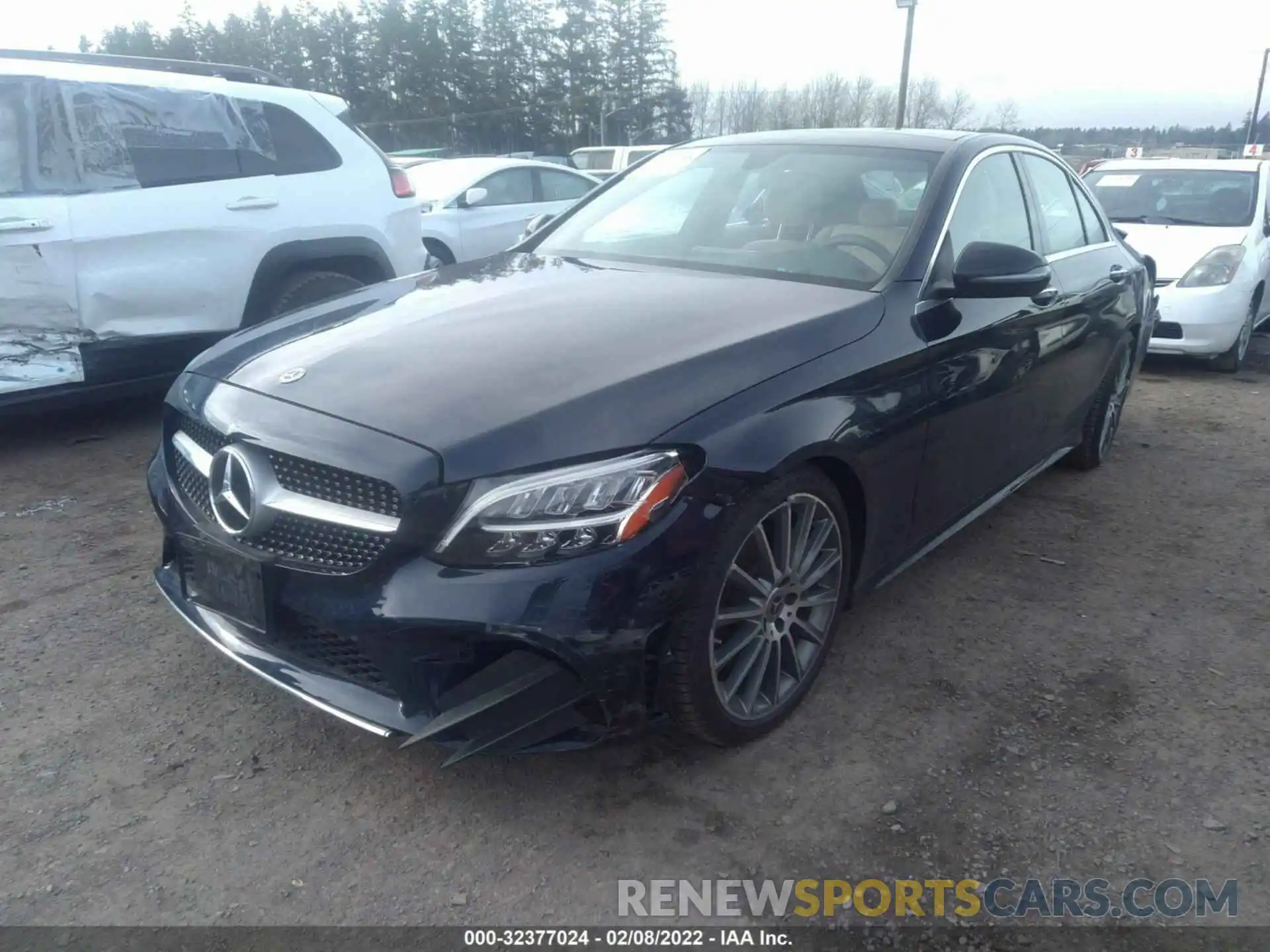 2 Photograph of a damaged car 55SWF8EB5KU285668 MERCEDES-BENZ C-CLASS 2019