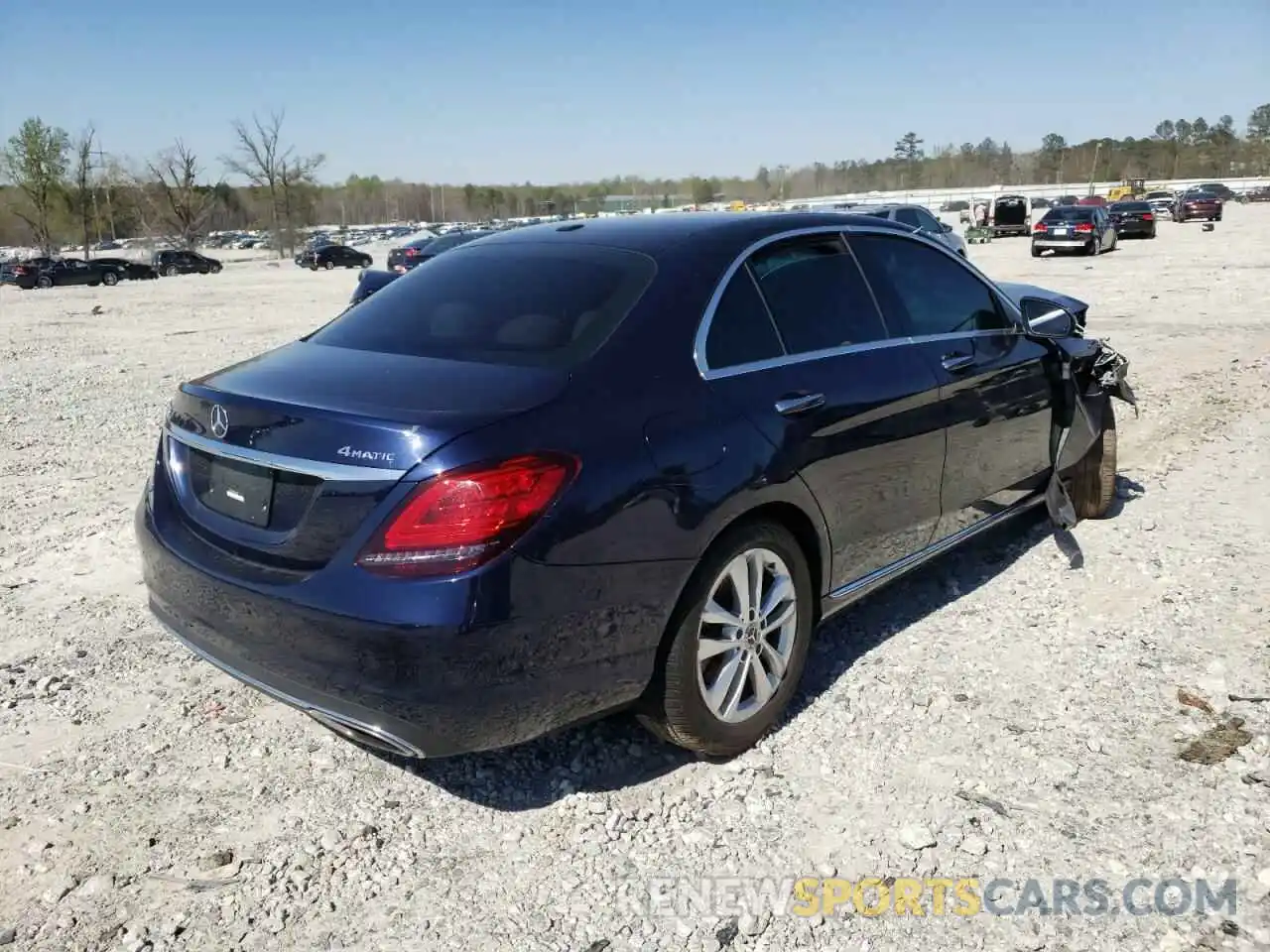 4 Photograph of a damaged car 55SWF8EB5KU285752 MERCEDES-BENZ C-CLASS 2019