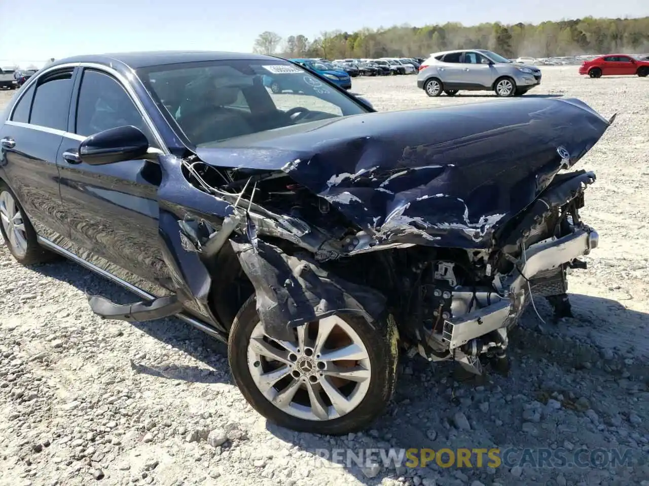 9 Photograph of a damaged car 55SWF8EB5KU285752 MERCEDES-BENZ C-CLASS 2019