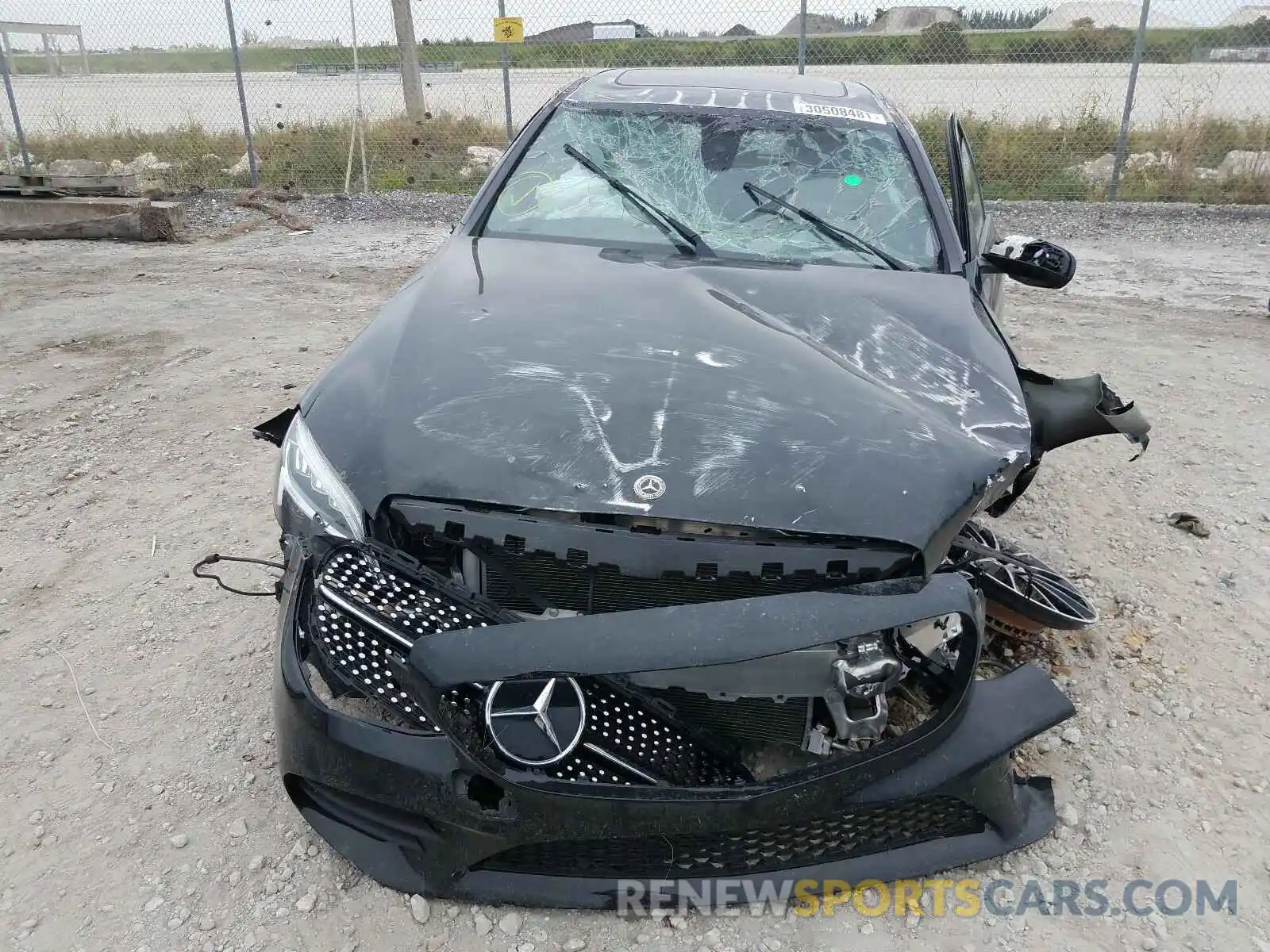 9 Photograph of a damaged car 55SWF8EB5KU299120 MERCEDES-BENZ C CLASS 2019