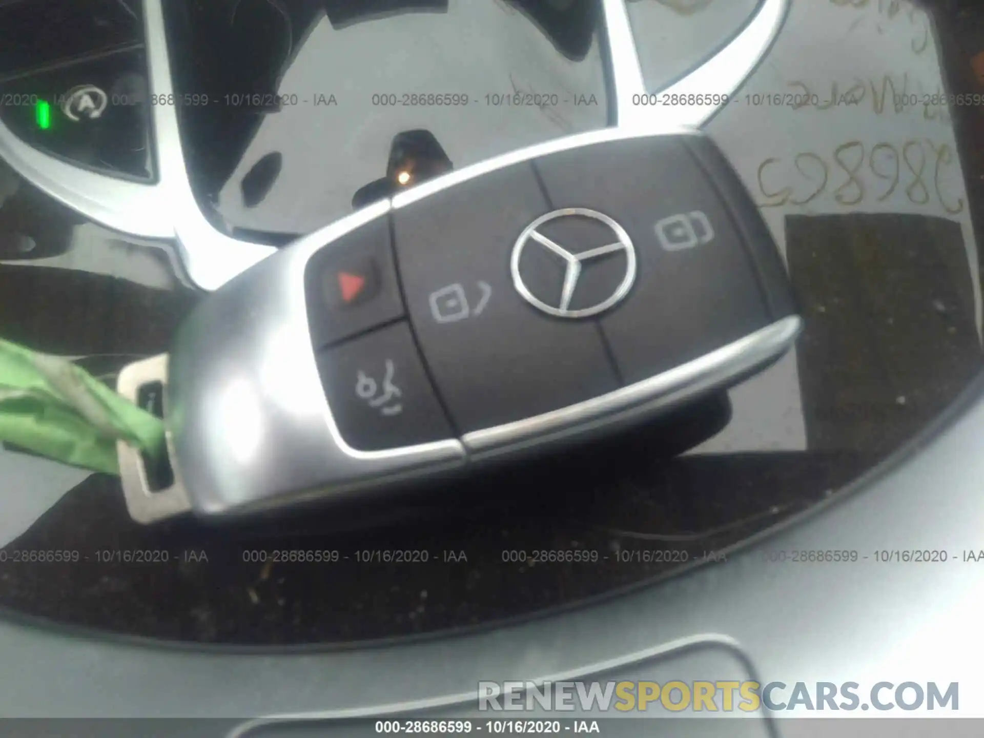 11 Photograph of a damaged car 55SWF8EB5KU300637 MERCEDES-BENZ C-CLASS 2019