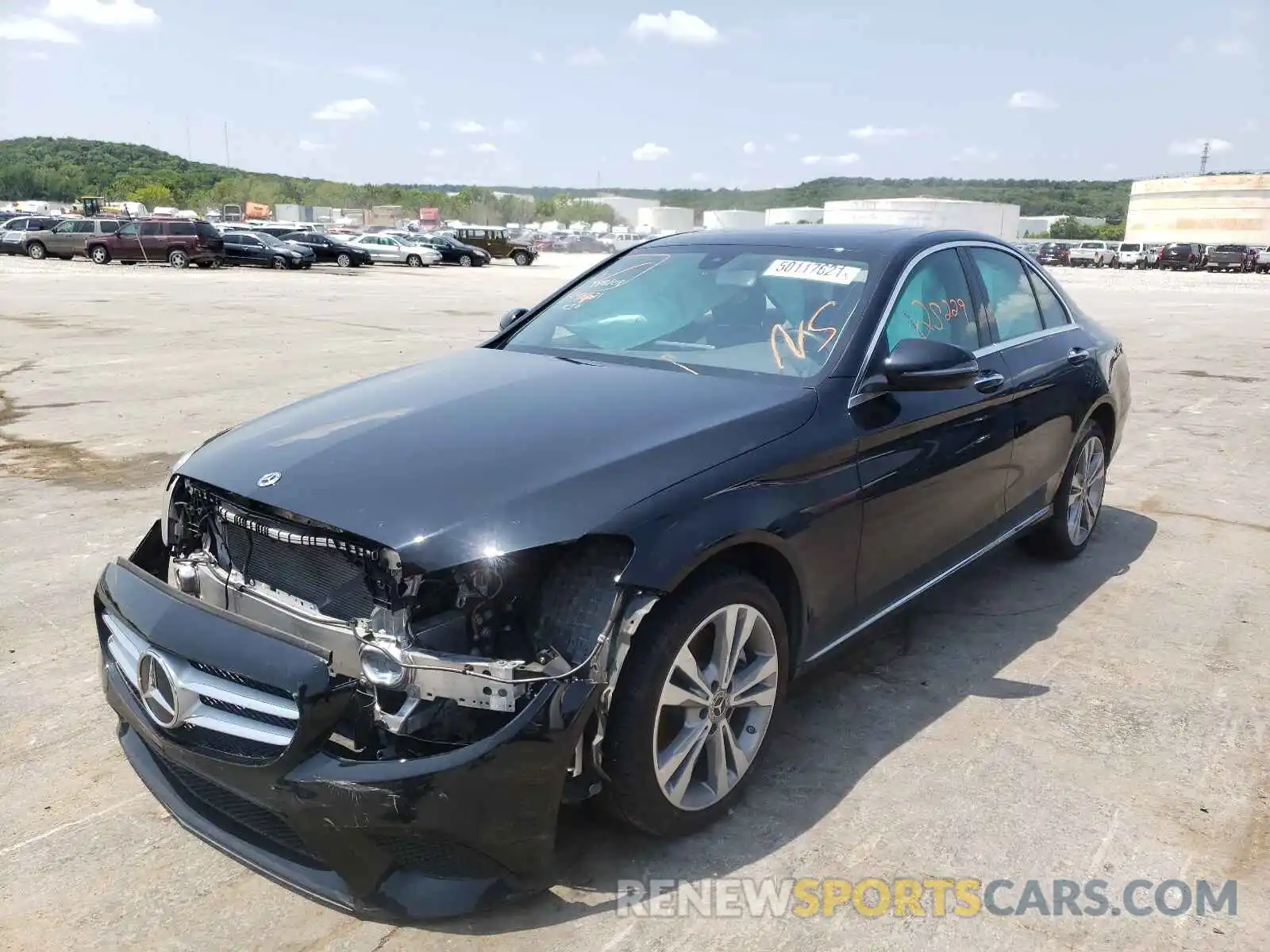 2 Photograph of a damaged car 55SWF8EB5KU300914 MERCEDES-BENZ C-CLASS 2019