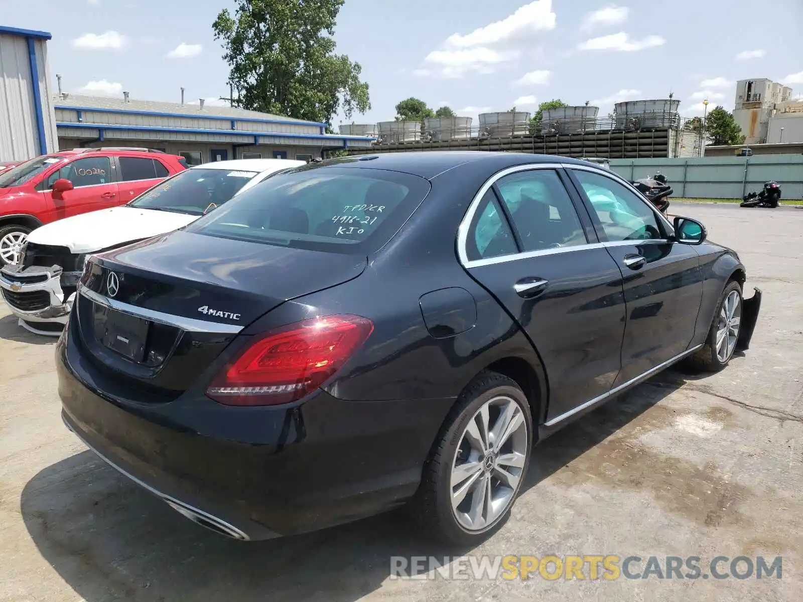 4 Photograph of a damaged car 55SWF8EB5KU300914 MERCEDES-BENZ C-CLASS 2019