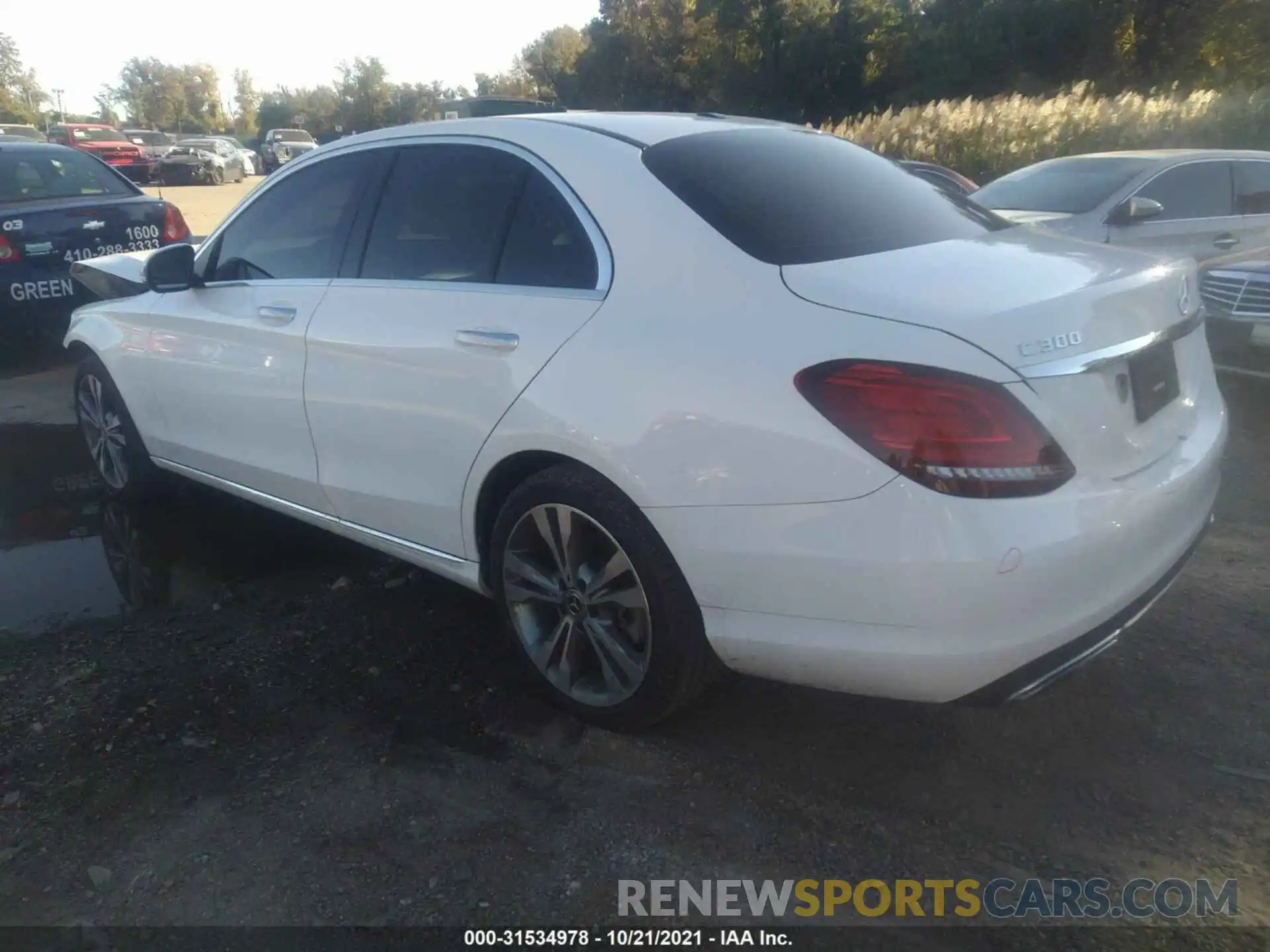 3 Photograph of a damaged car 55SWF8EB5KU305613 MERCEDES-BENZ C-CLASS 2019