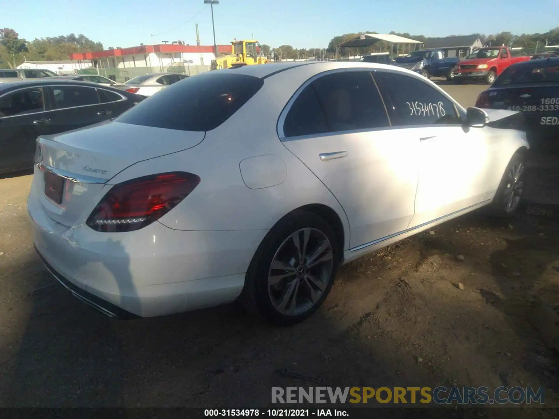 4 Photograph of a damaged car 55SWF8EB5KU305613 MERCEDES-BENZ C-CLASS 2019