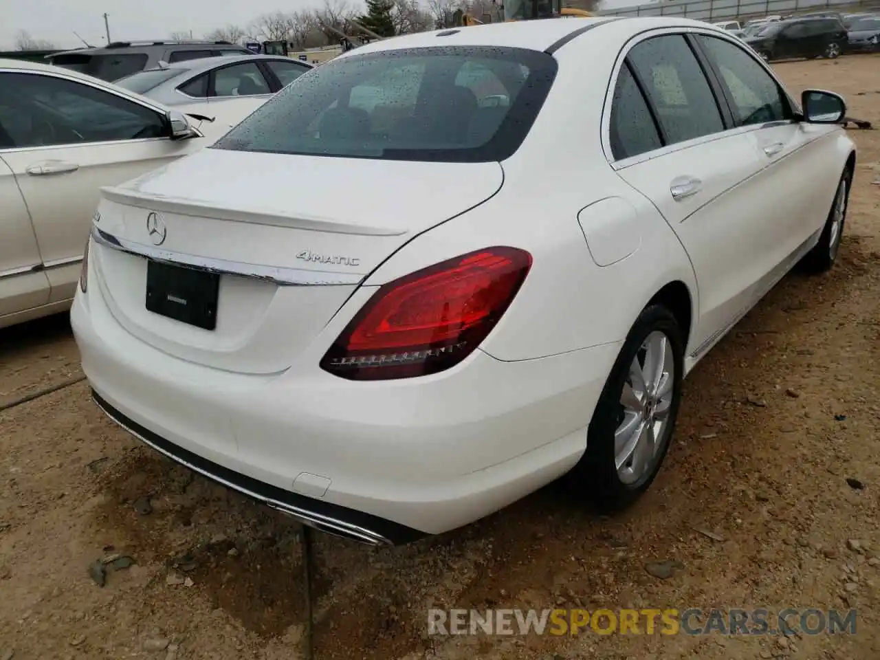 4 Photograph of a damaged car 55SWF8EB5KU306549 MERCEDES-BENZ C-CLASS 2019