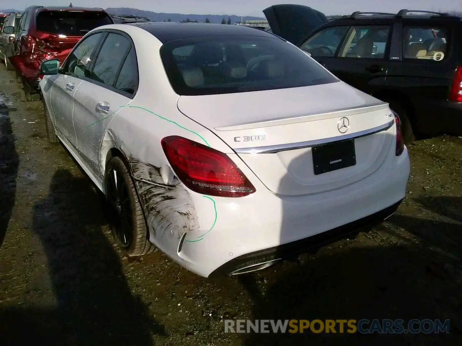 3 Photograph of a damaged car 55SWF8EB5KU307314 MERCEDES-BENZ C CLASS 2019