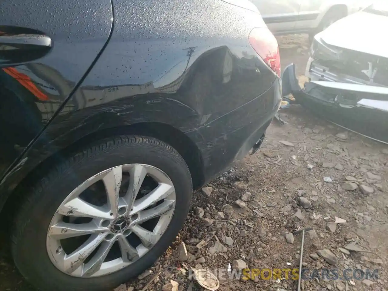 9 Photograph of a damaged car 55SWF8EB5KU316630 MERCEDES-BENZ C-CLASS 2019