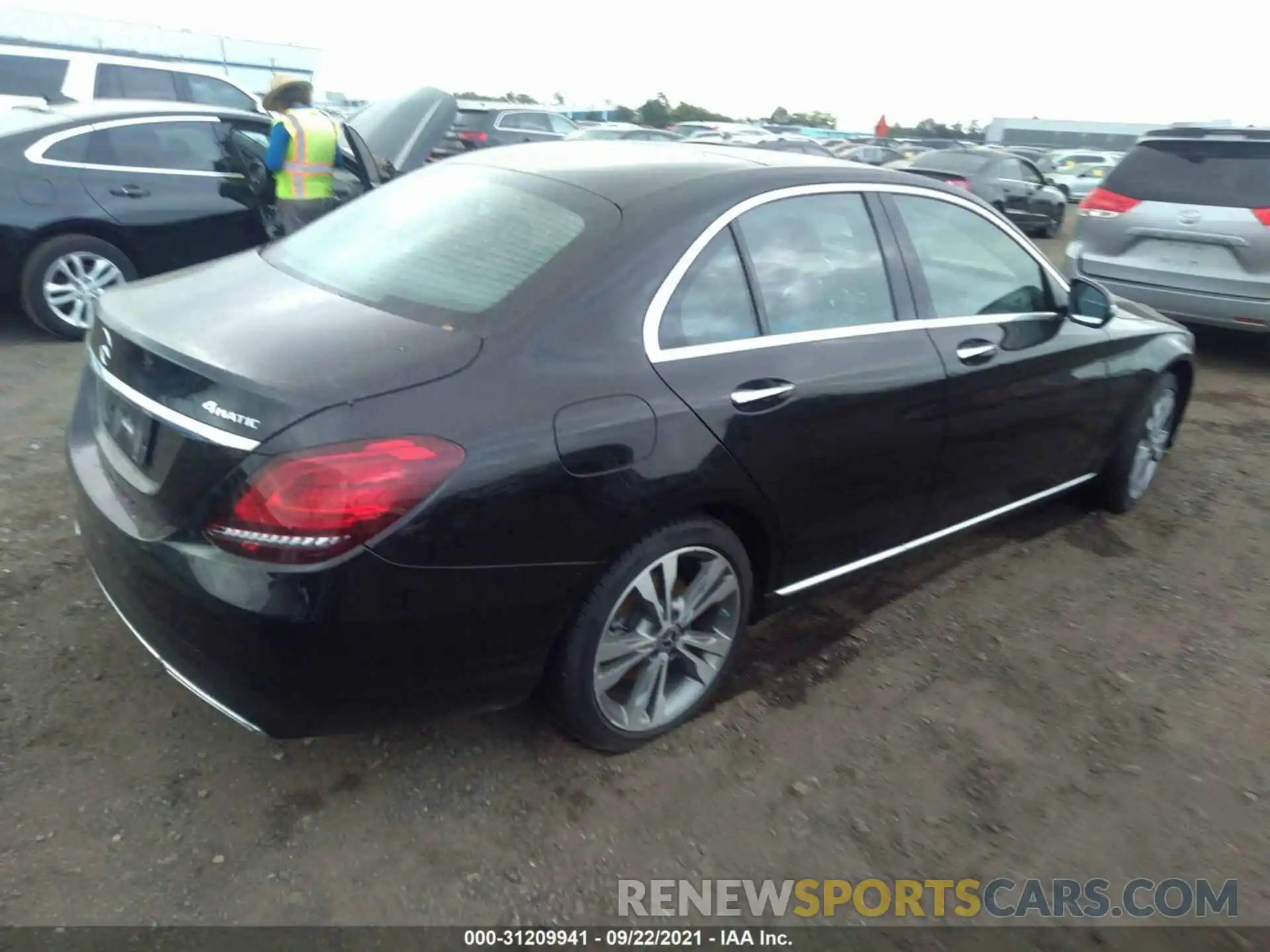 4 Photograph of a damaged car 55SWF8EB6KU286649 MERCEDES-BENZ C-CLASS 2019