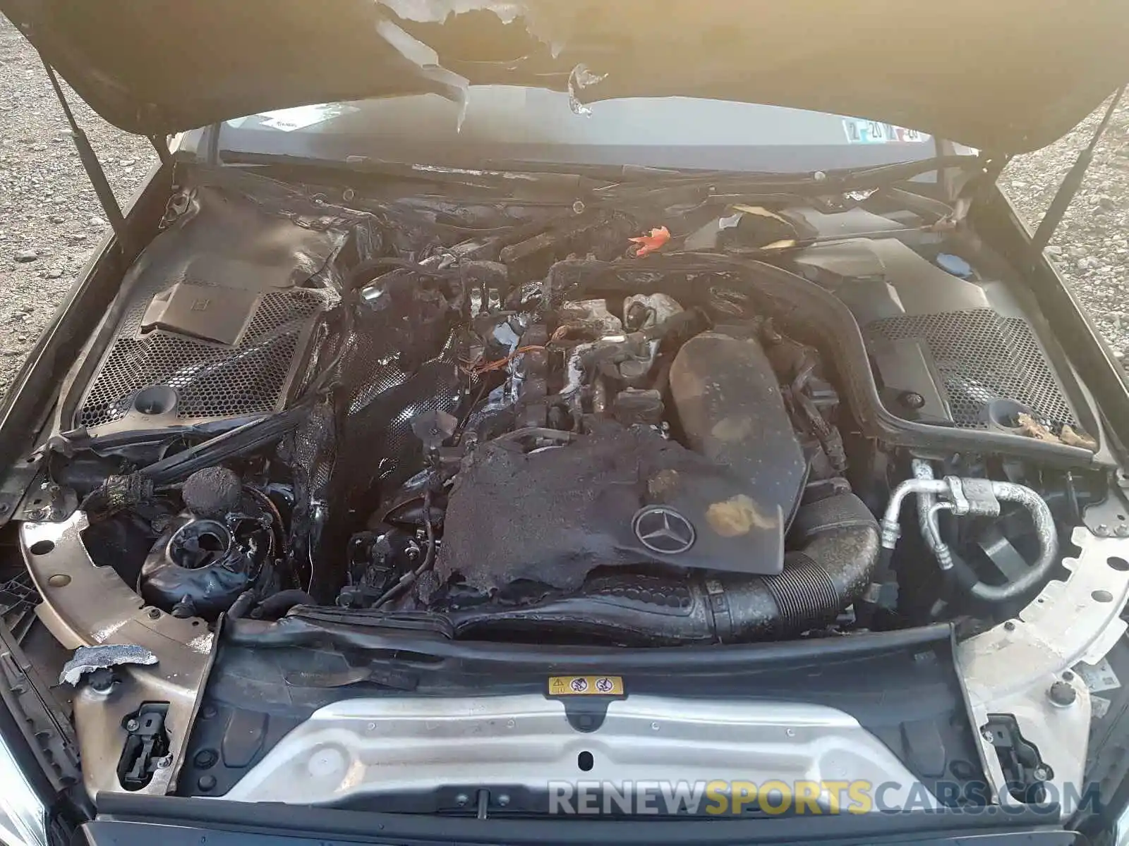 7 Photograph of a damaged car 55SWF8EB6KU291348 MERCEDES-BENZ C CLASS 2019