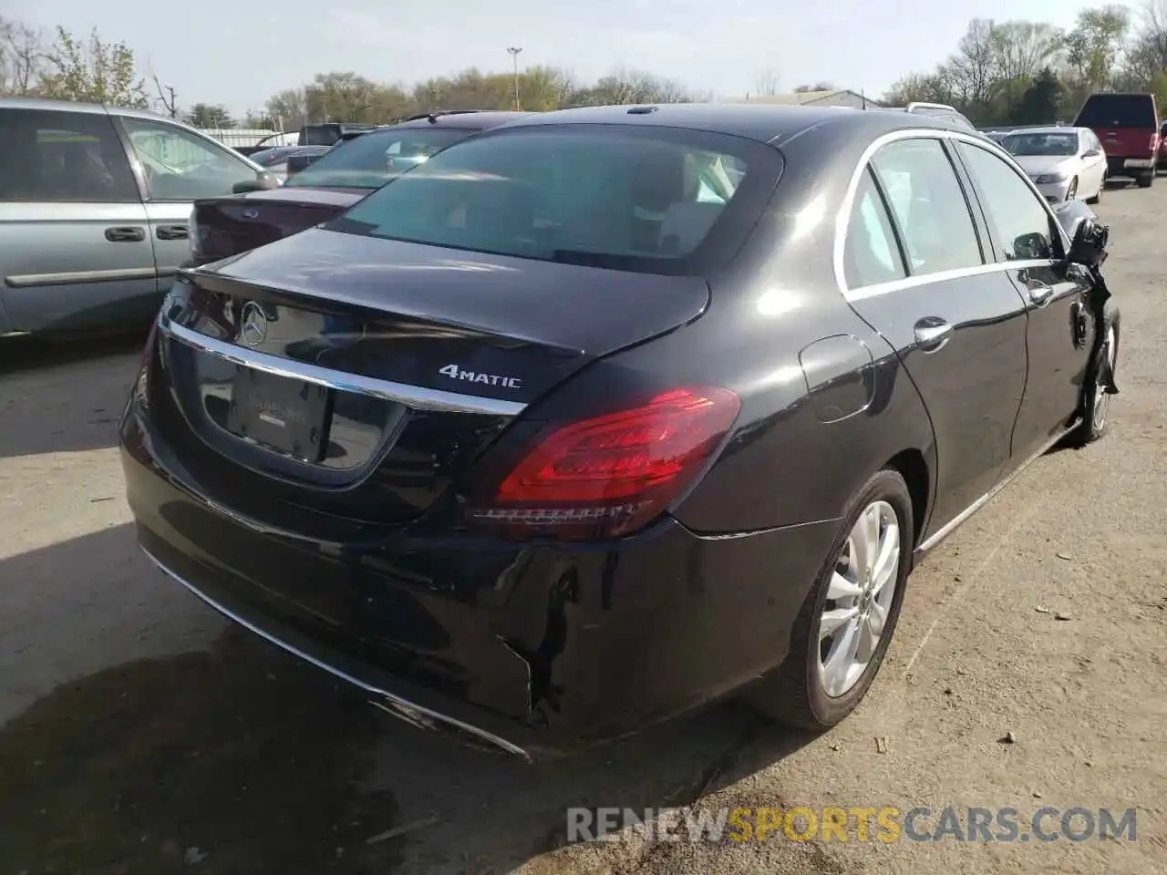 4 Photograph of a damaged car 55SWF8EB6KU292693 MERCEDES-BENZ C-CLASS 2019