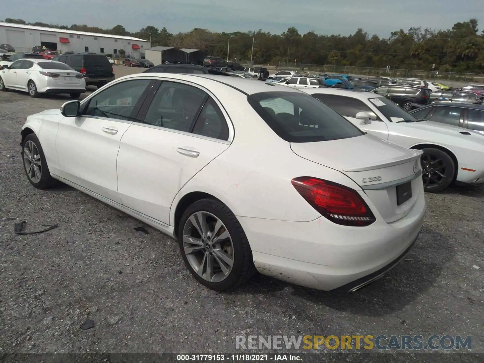 3 Photograph of a damaged car 55SWF8EB6KU292743 MERCEDES-BENZ C-CLASS 2019