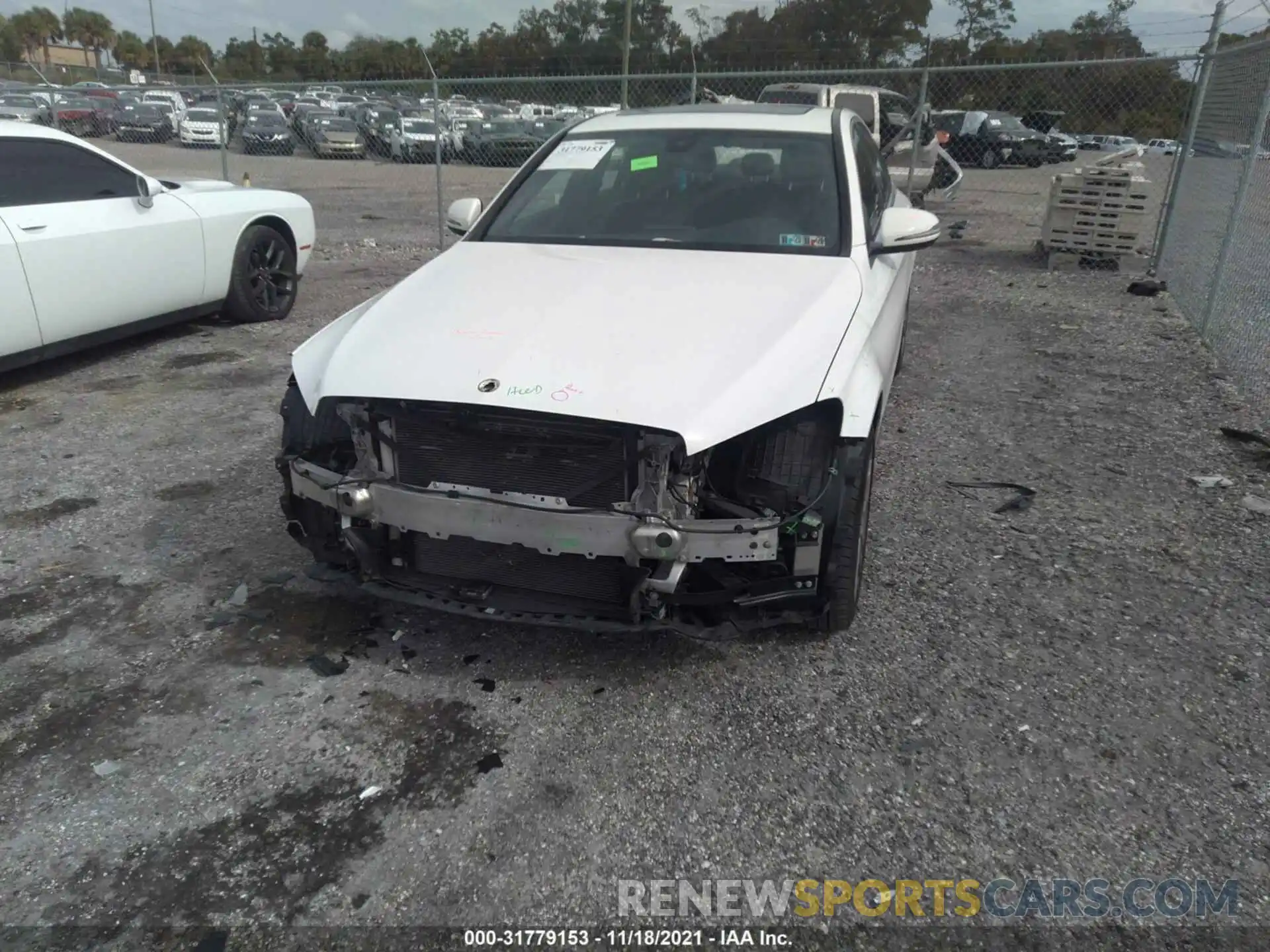 6 Photograph of a damaged car 55SWF8EB6KU292743 MERCEDES-BENZ C-CLASS 2019