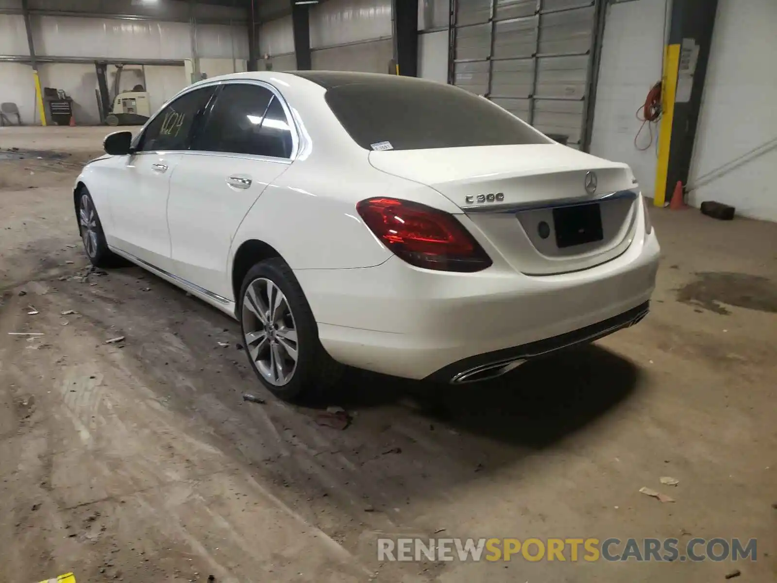 3 Photograph of a damaged car 55SWF8EB6KU302994 MERCEDES-BENZ C-CLASS 2019