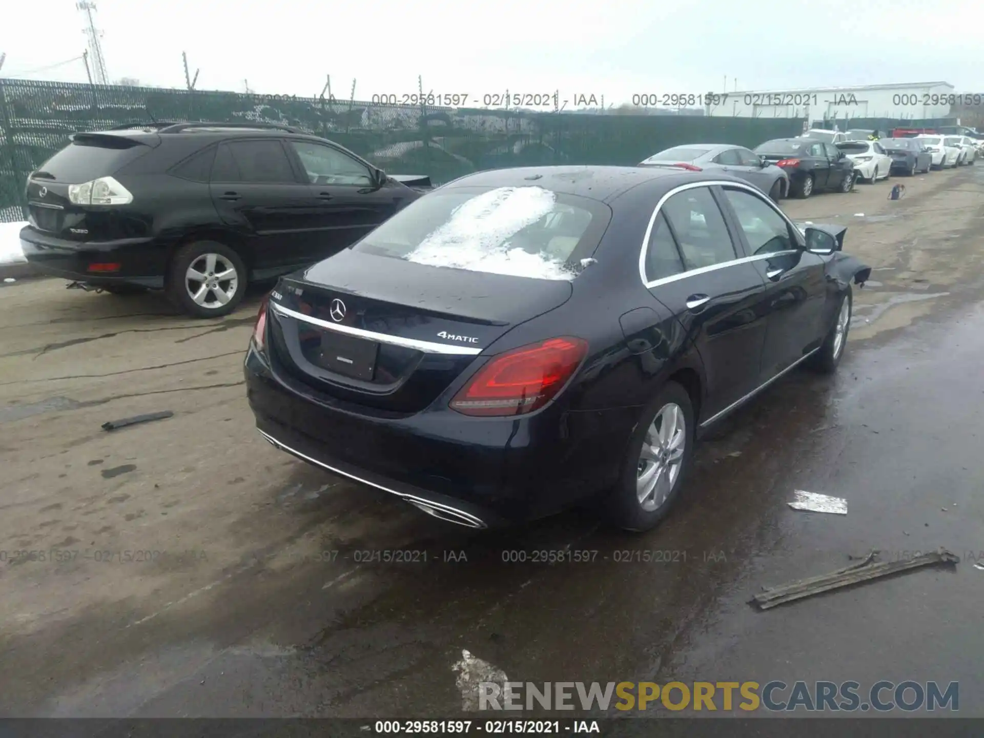 4 Photograph of a damaged car 55SWF8EB6KU304261 MERCEDES-BENZ C-CLASS 2019