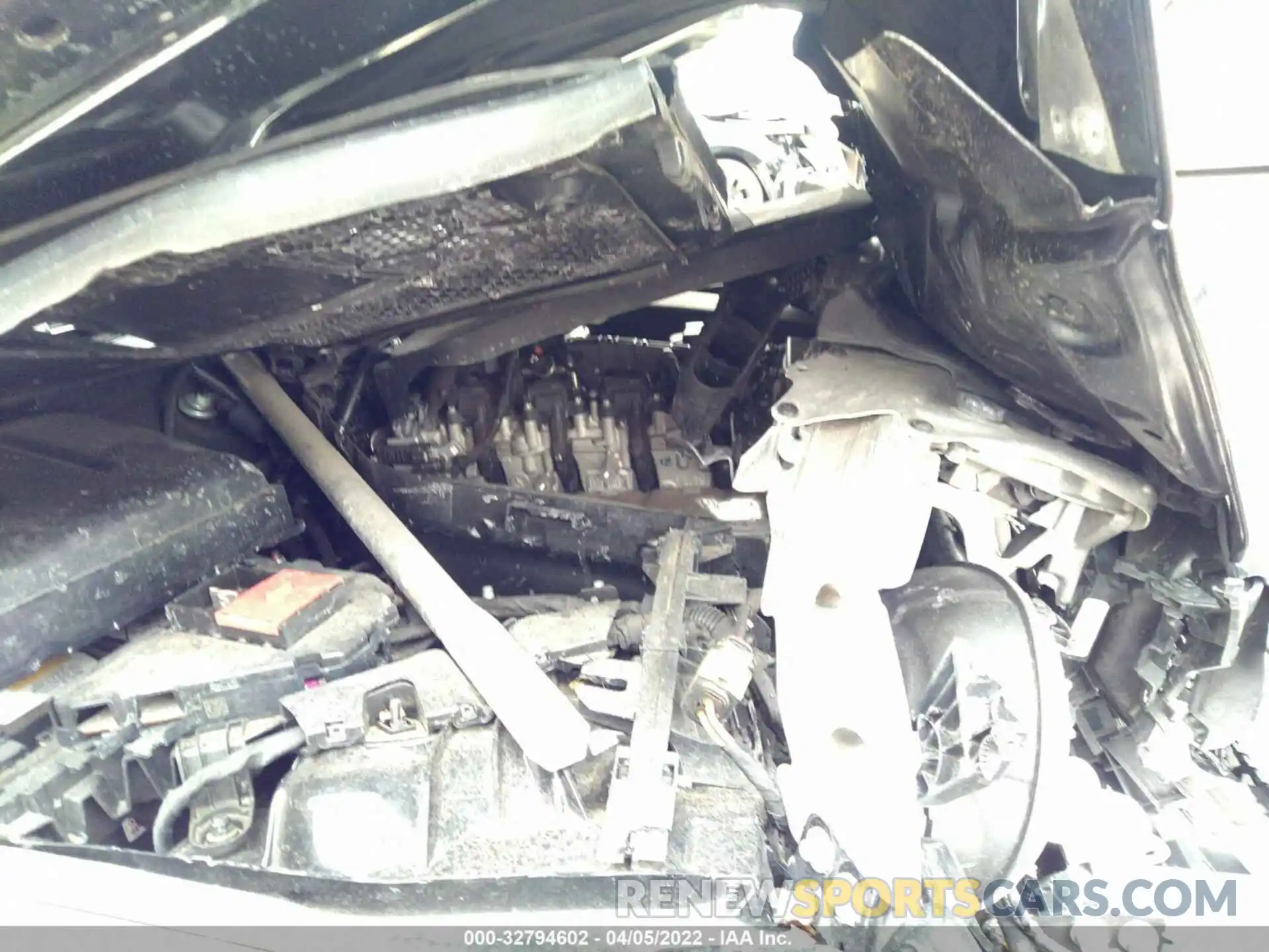 10 Photograph of a damaged car 55SWF8EB6KU312859 MERCEDES-BENZ C-CLASS 2019