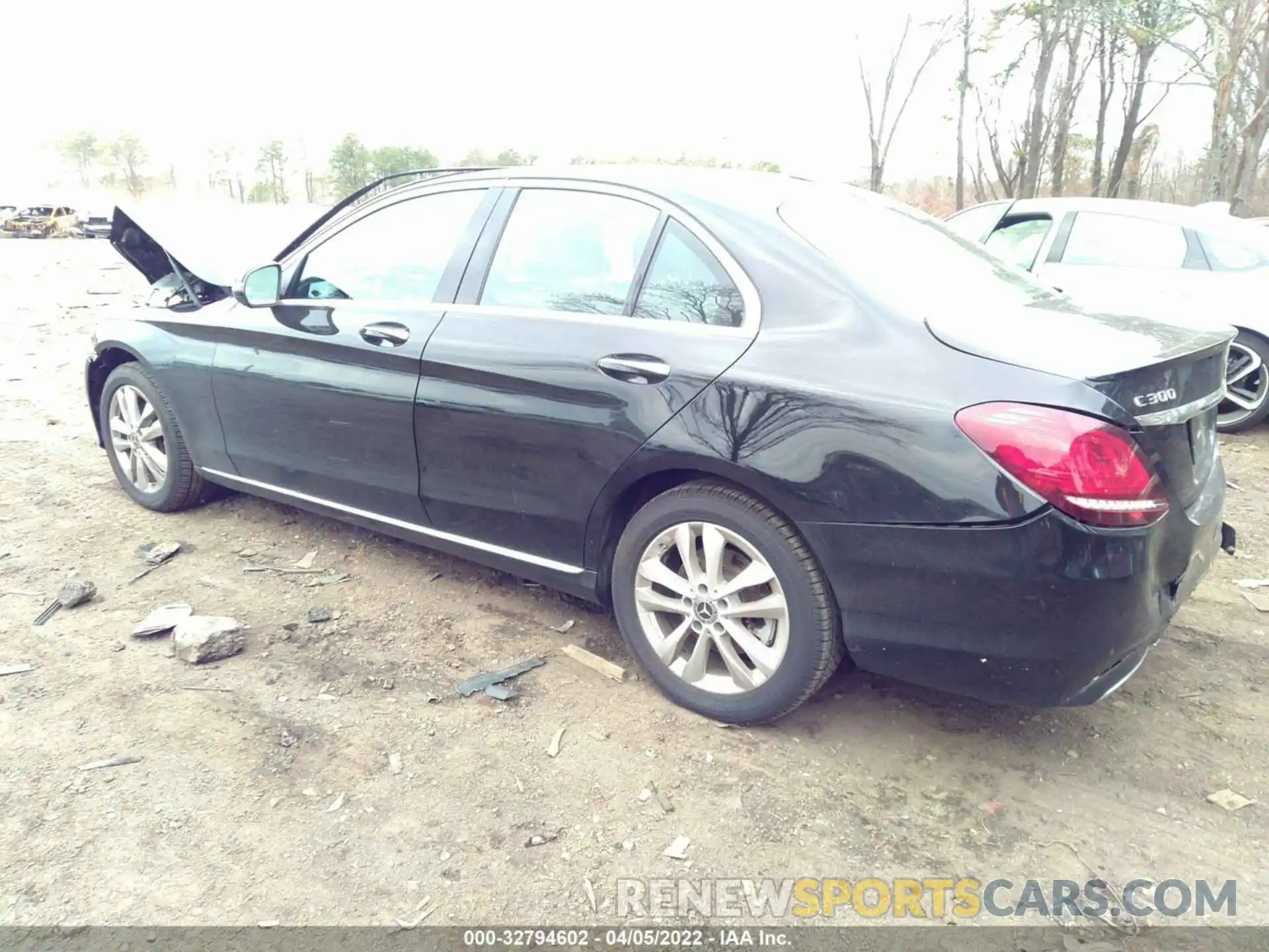 3 Photograph of a damaged car 55SWF8EB6KU312859 MERCEDES-BENZ C-CLASS 2019