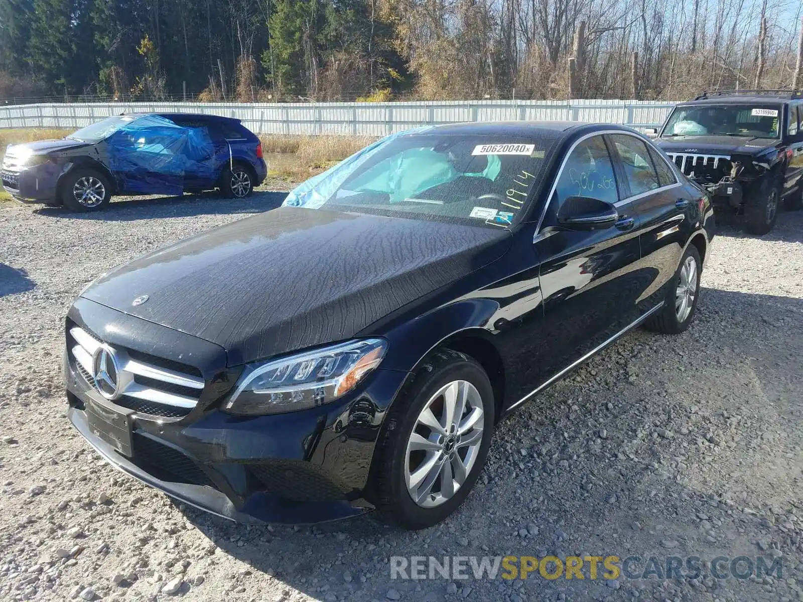 2 Photograph of a damaged car 55SWF8EB6KU318046 MERCEDES-BENZ C CLASS 2019