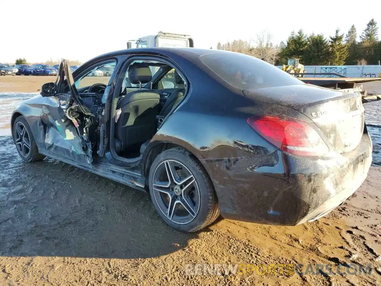 2 Фотография поврежденного автомобиля 55SWF8EB6KU318192 MERCEDES-BENZ C-CLASS 2019