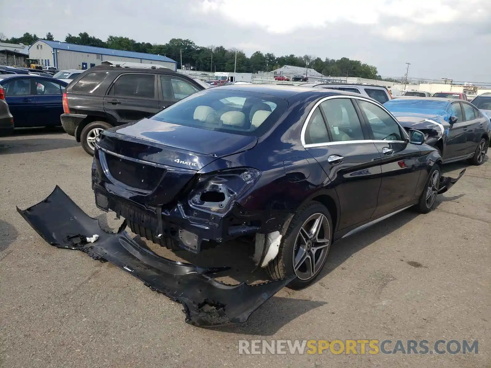 4 Photograph of a damaged car 55SWF8EB7KU283484 MERCEDES-BENZ C-CLASS 2019