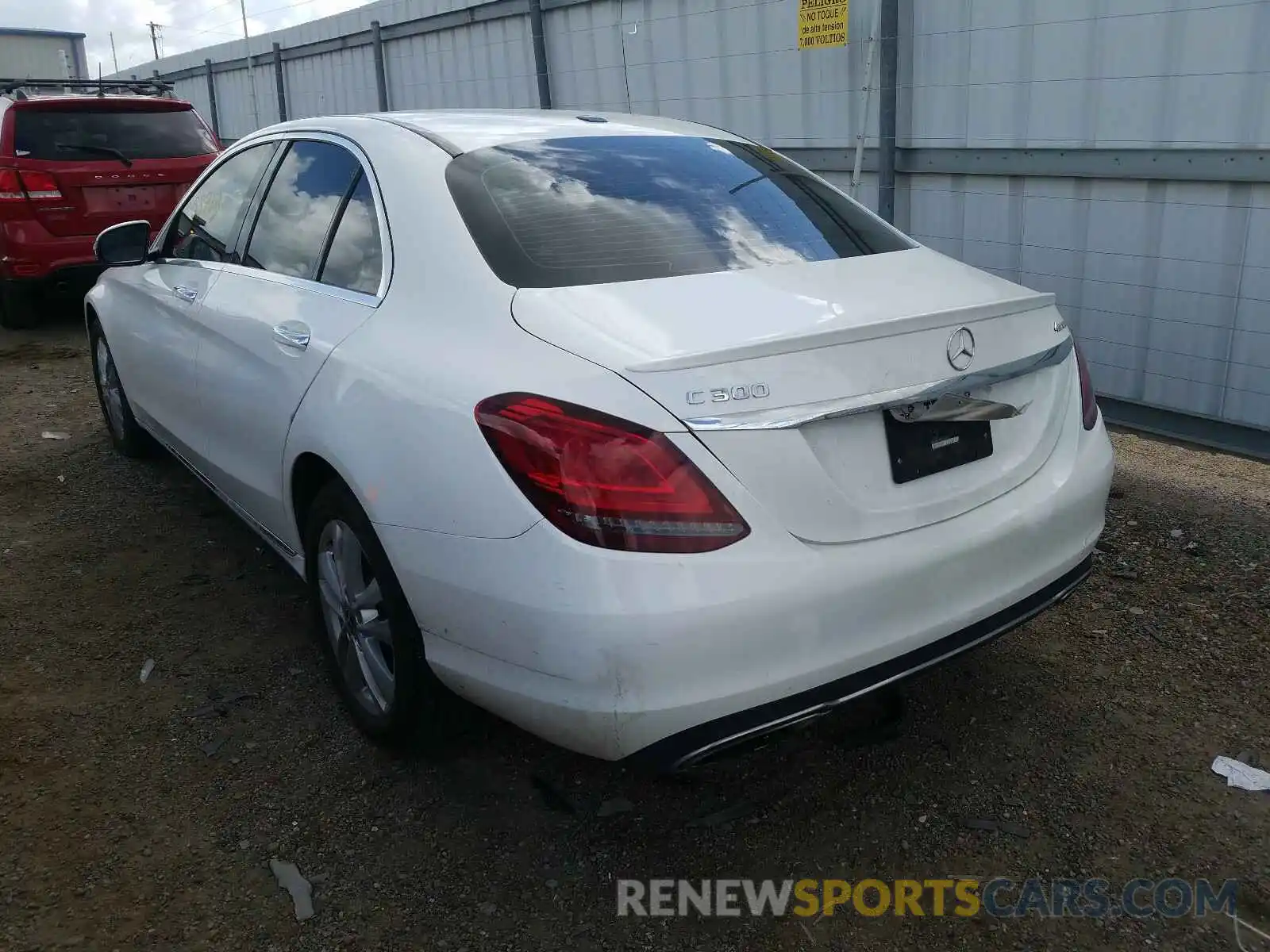 3 Photograph of a damaged car 55SWF8EB7KU286983 MERCEDES-BENZ C CLASS 2019