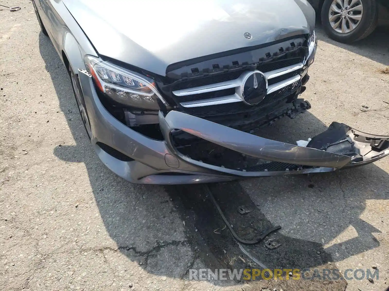 9 Photograph of a damaged car 55SWF8EB7KU290659 MERCEDES-BENZ C-CLASS 2019