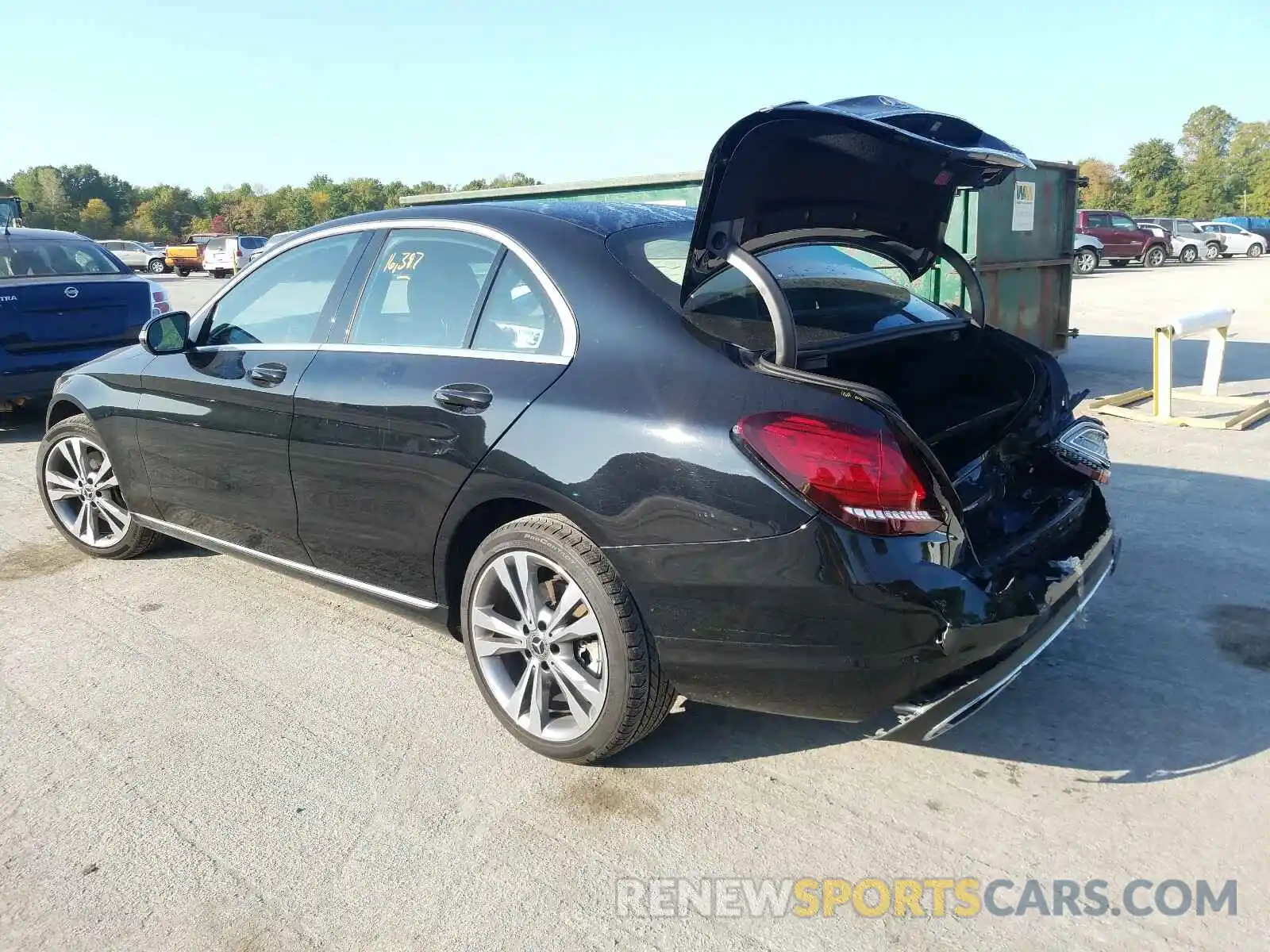 3 Photograph of a damaged car 55SWF8EB7KU298955 MERCEDES-BENZ C CLASS 2019