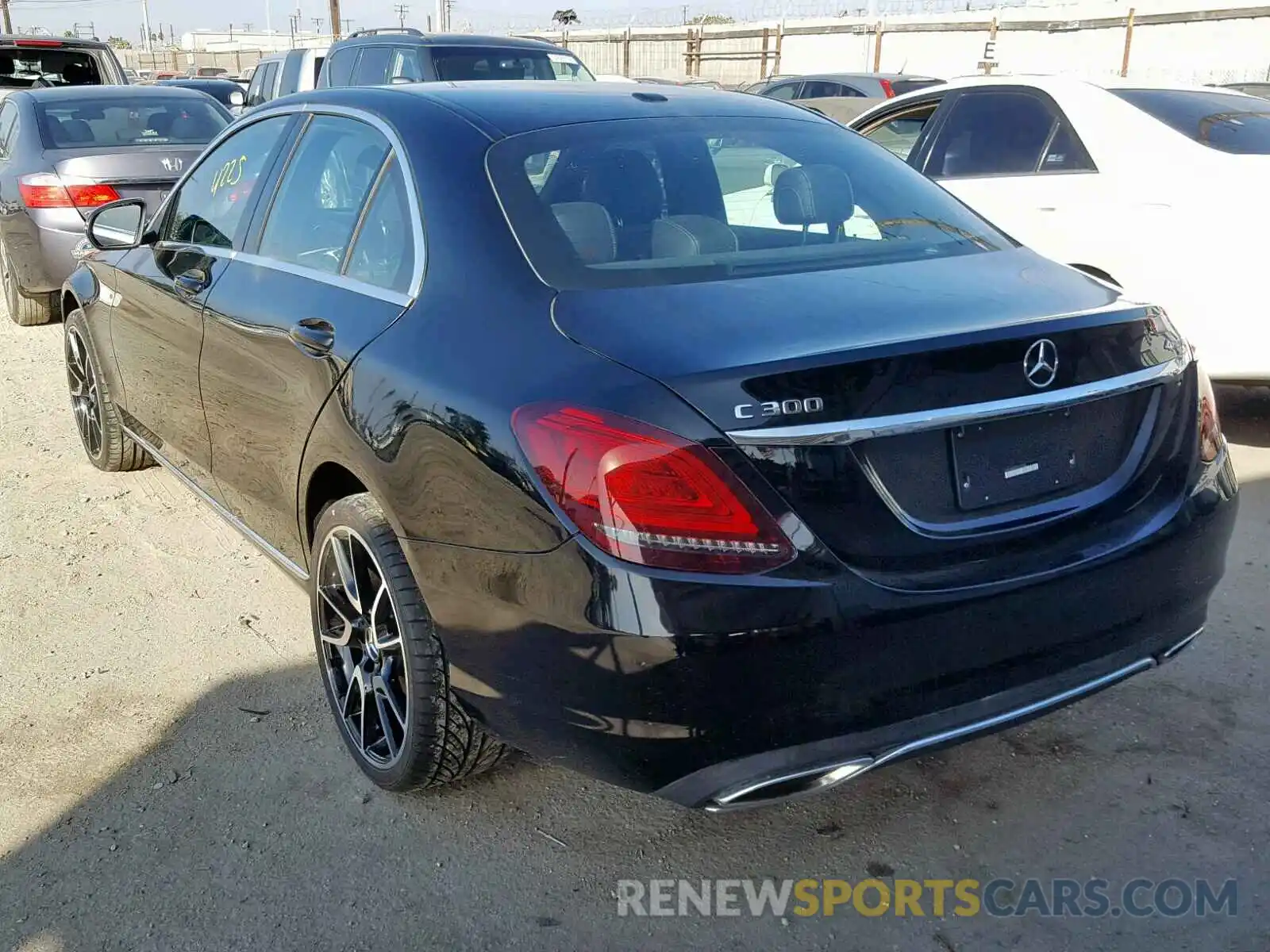 3 Photograph of a damaged car 55SWF8EB7KU315785 MERCEDES-BENZ C CLASS 2019