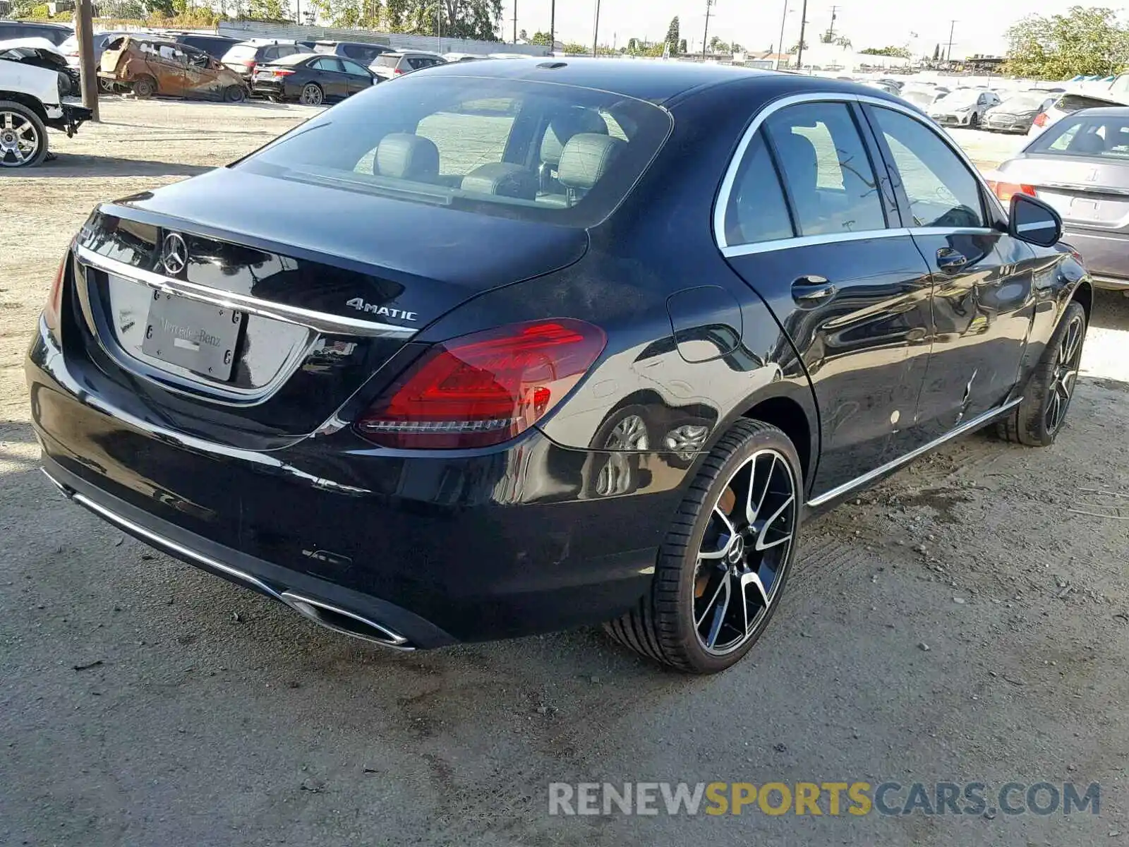 4 Photograph of a damaged car 55SWF8EB7KU315785 MERCEDES-BENZ C CLASS 2019