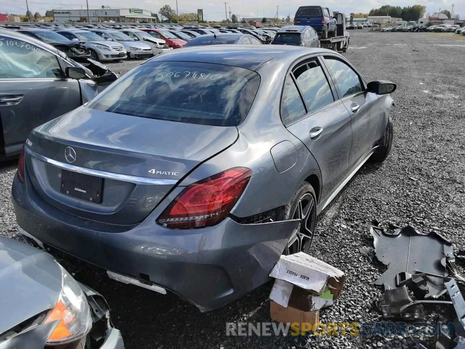 4 Photograph of a damaged car 55SWF8EB7KU320212 MERCEDES-BENZ C CLASS 2019