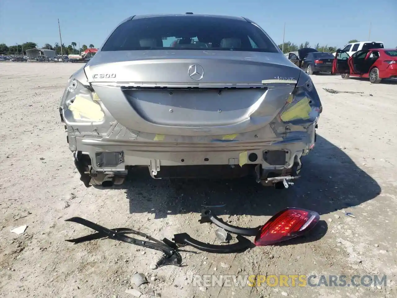 9 Photograph of a damaged car 55SWF8EB7KU321182 MERCEDES-BENZ C-CLASS 2019