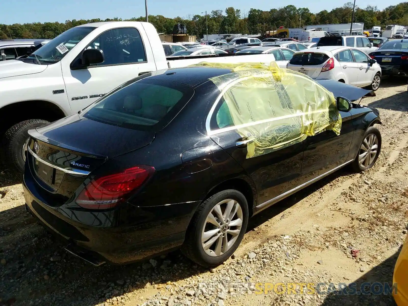 4 Photograph of a damaged car 55SWF8EB8KU285096 MERCEDES-BENZ C CLASS 2019