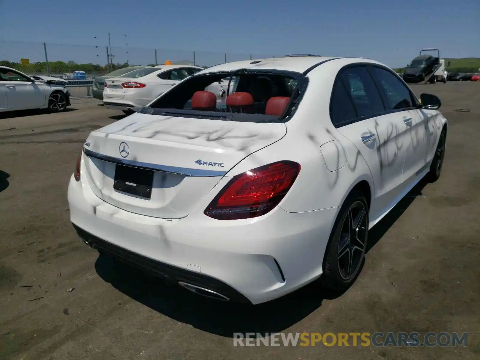 4 Photograph of a damaged car 55SWF8EB8KU286197 MERCEDES-BENZ C-CLASS 2019