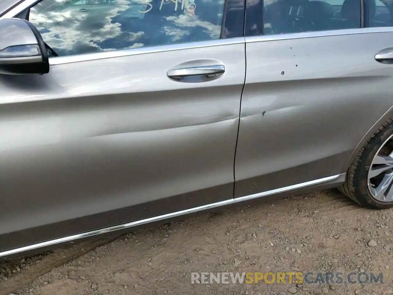 9 Photograph of a damaged car 55SWF8EB8KU288340 MERCEDES-BENZ C-CLASS 2019