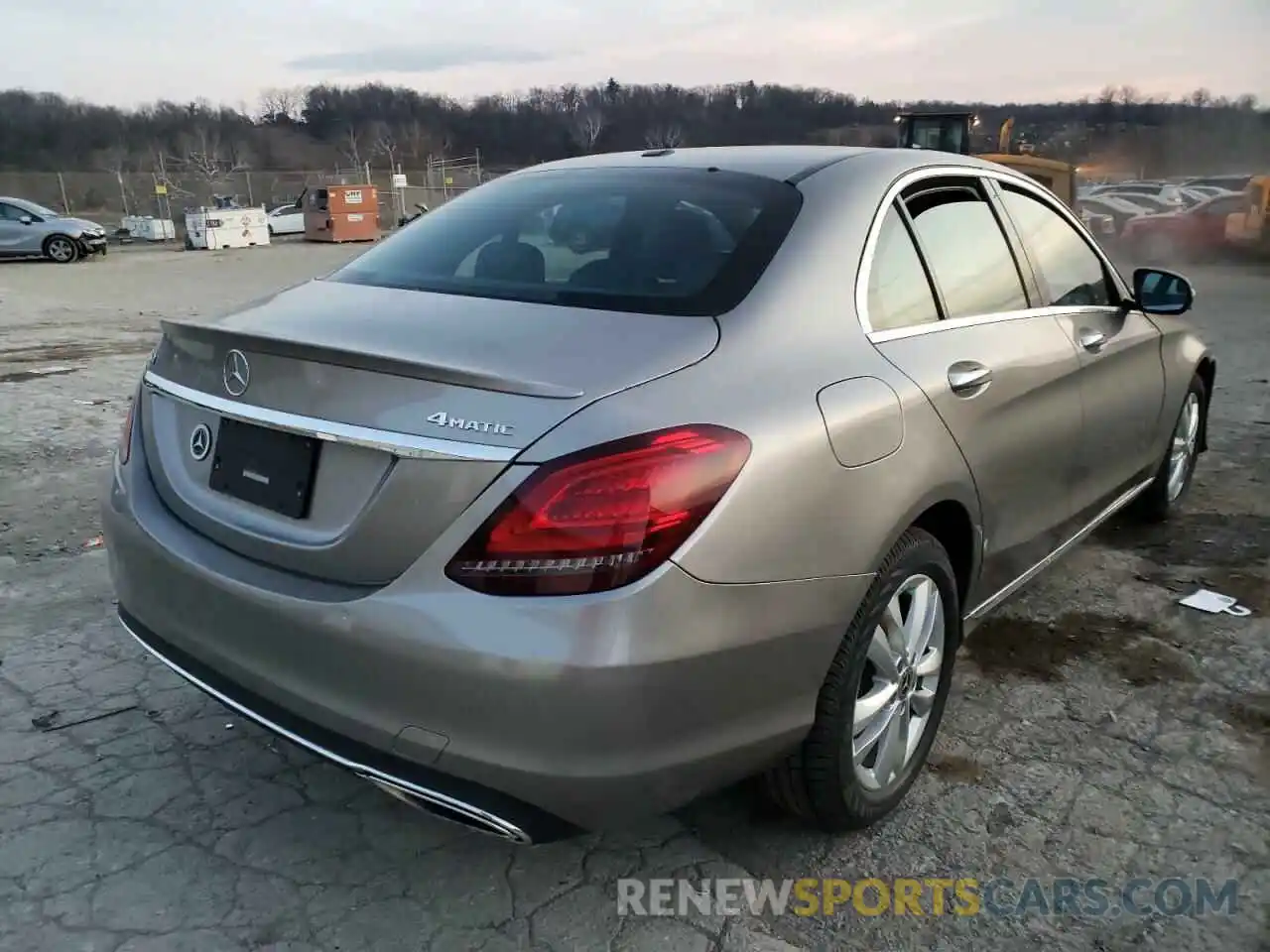 4 Photograph of a damaged car 55SWF8EB8KU299466 MERCEDES-BENZ C-CLASS 2019