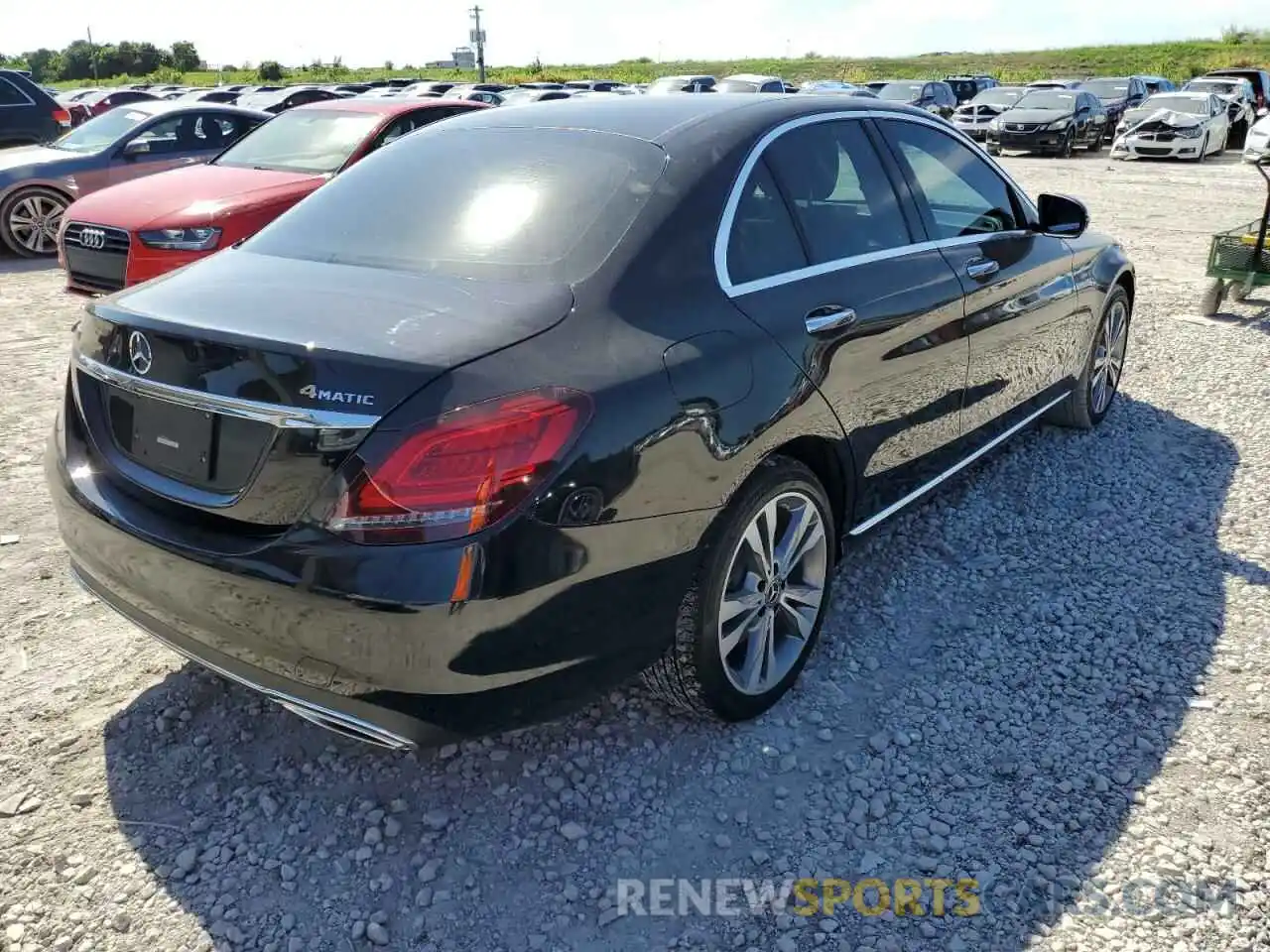 4 Photograph of a damaged car 55SWF8EB8KU308103 MERCEDES-BENZ C-CLASS 2019